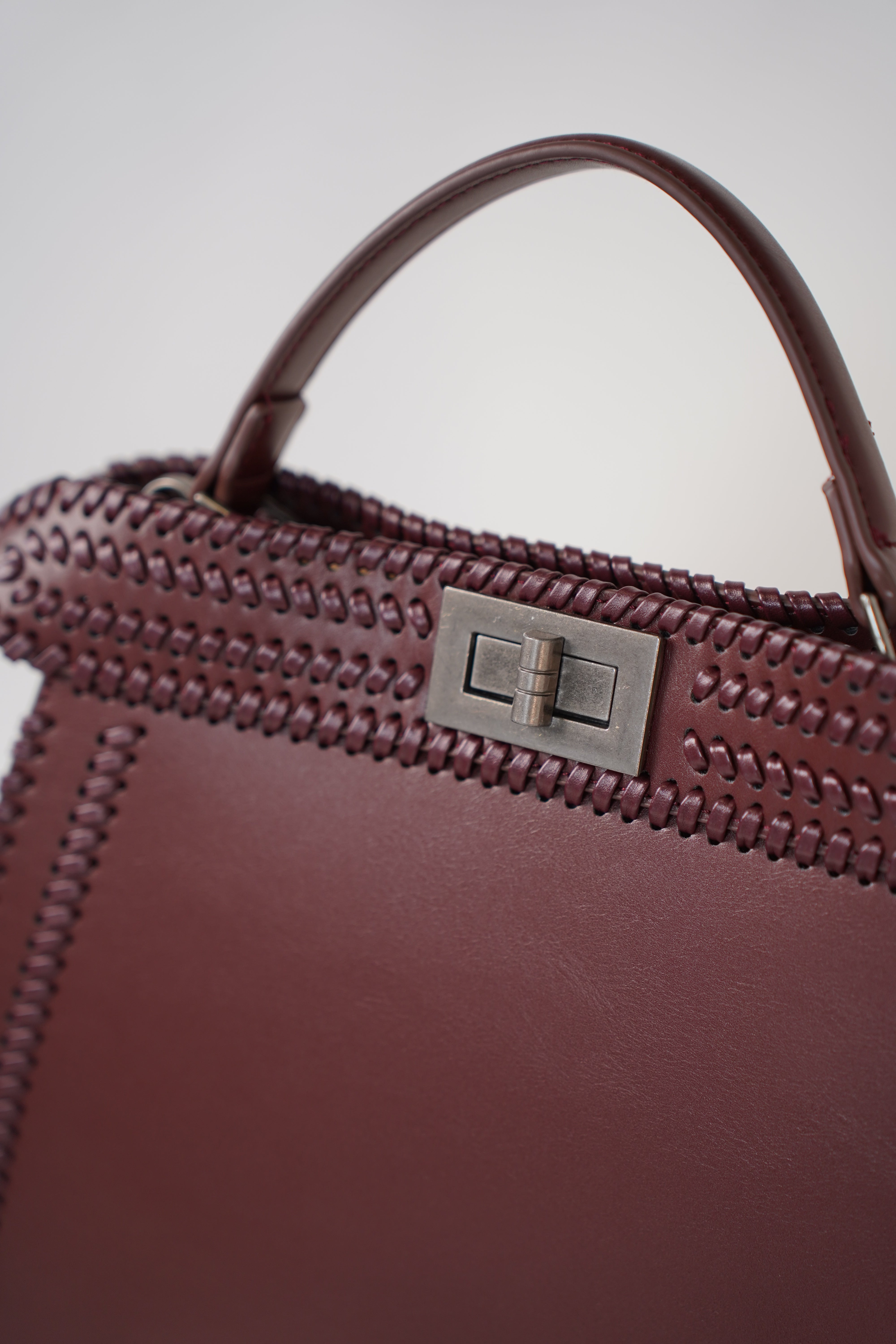 Solenne Leather Bag – Elegant Top-Handle Statement Purse