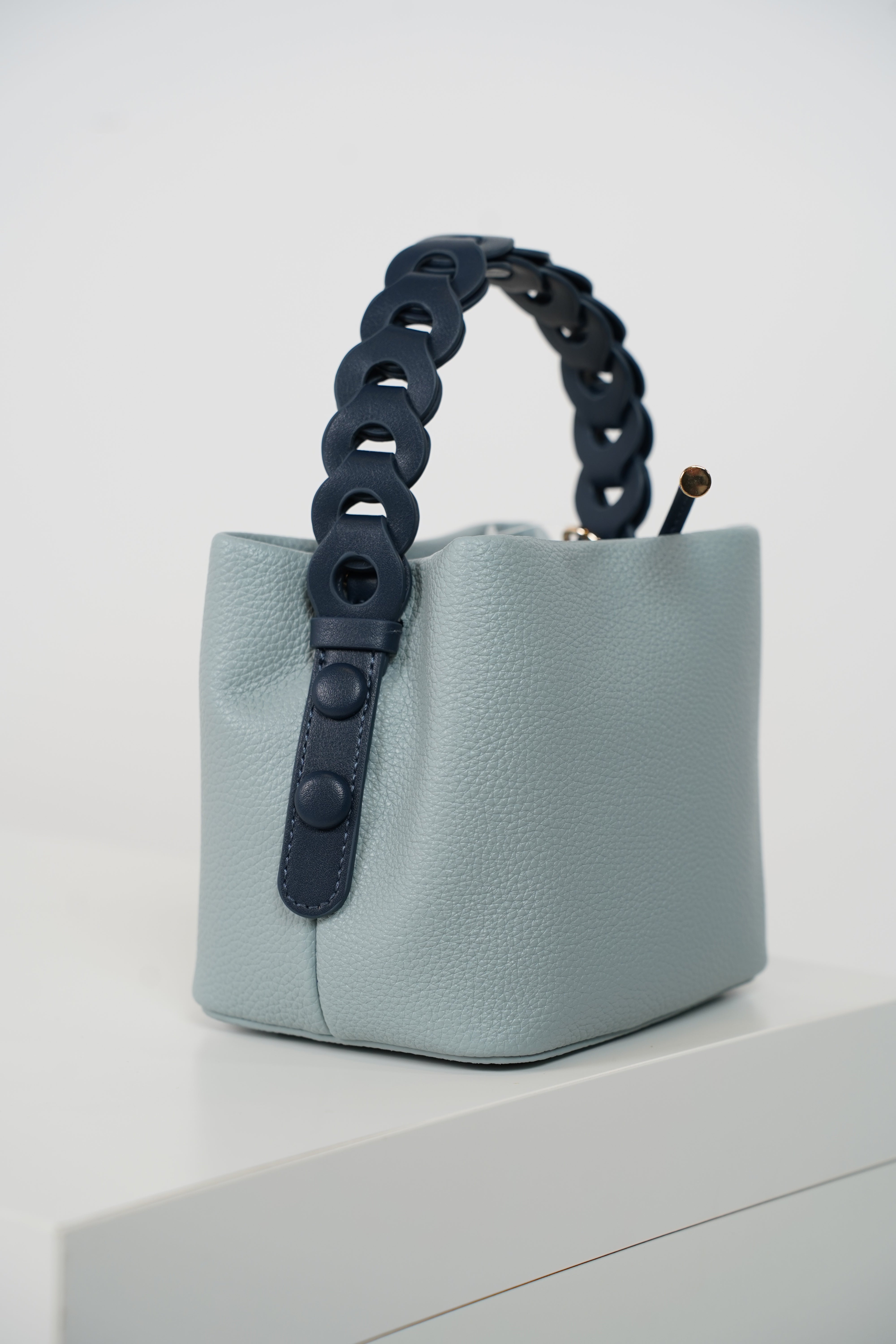 Olivia Mini Bucket Bags – Bold Style in a Compact Shape