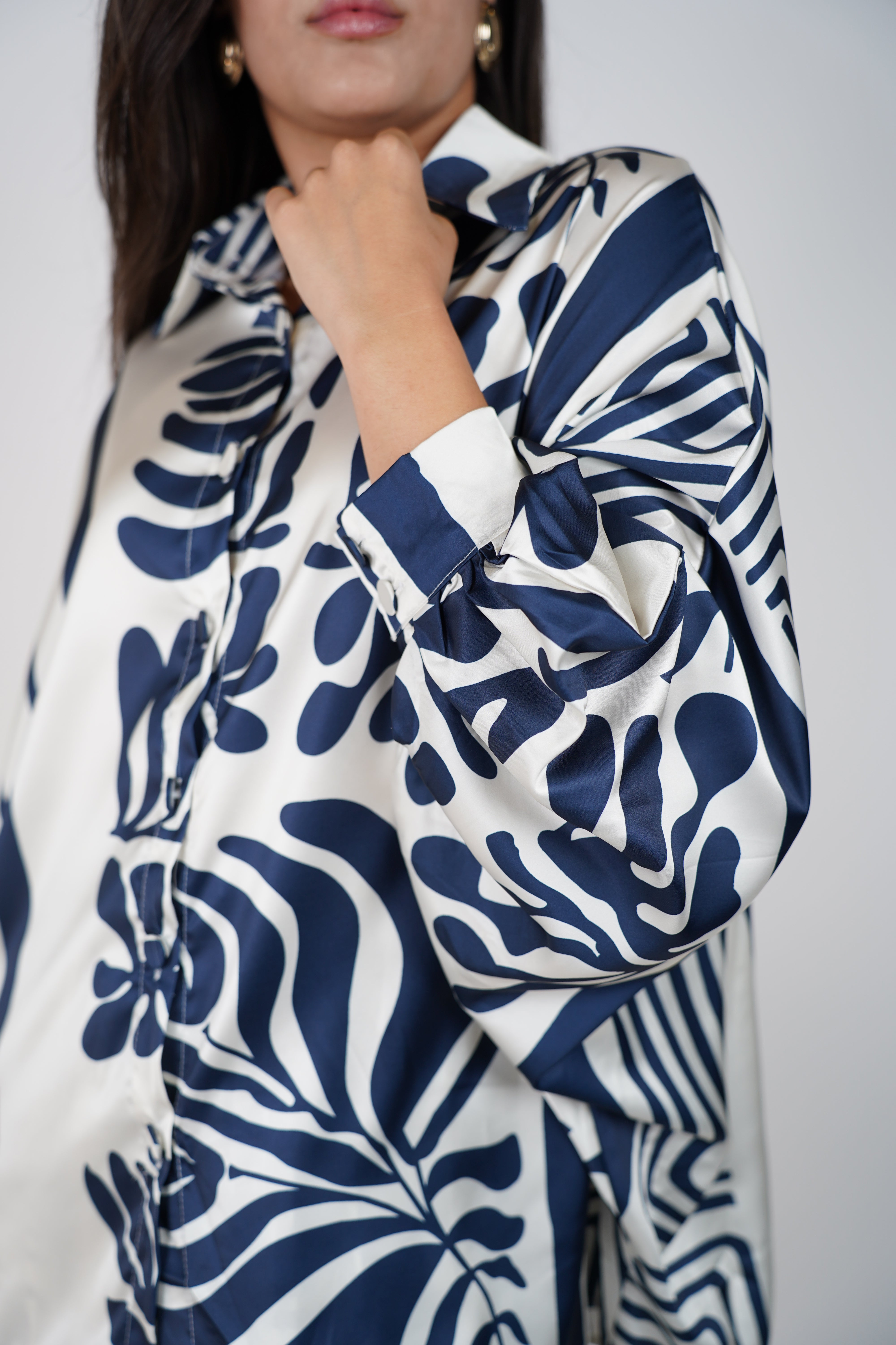 Rizia Pants Set – Artistic Print in Luxe Satin Flow