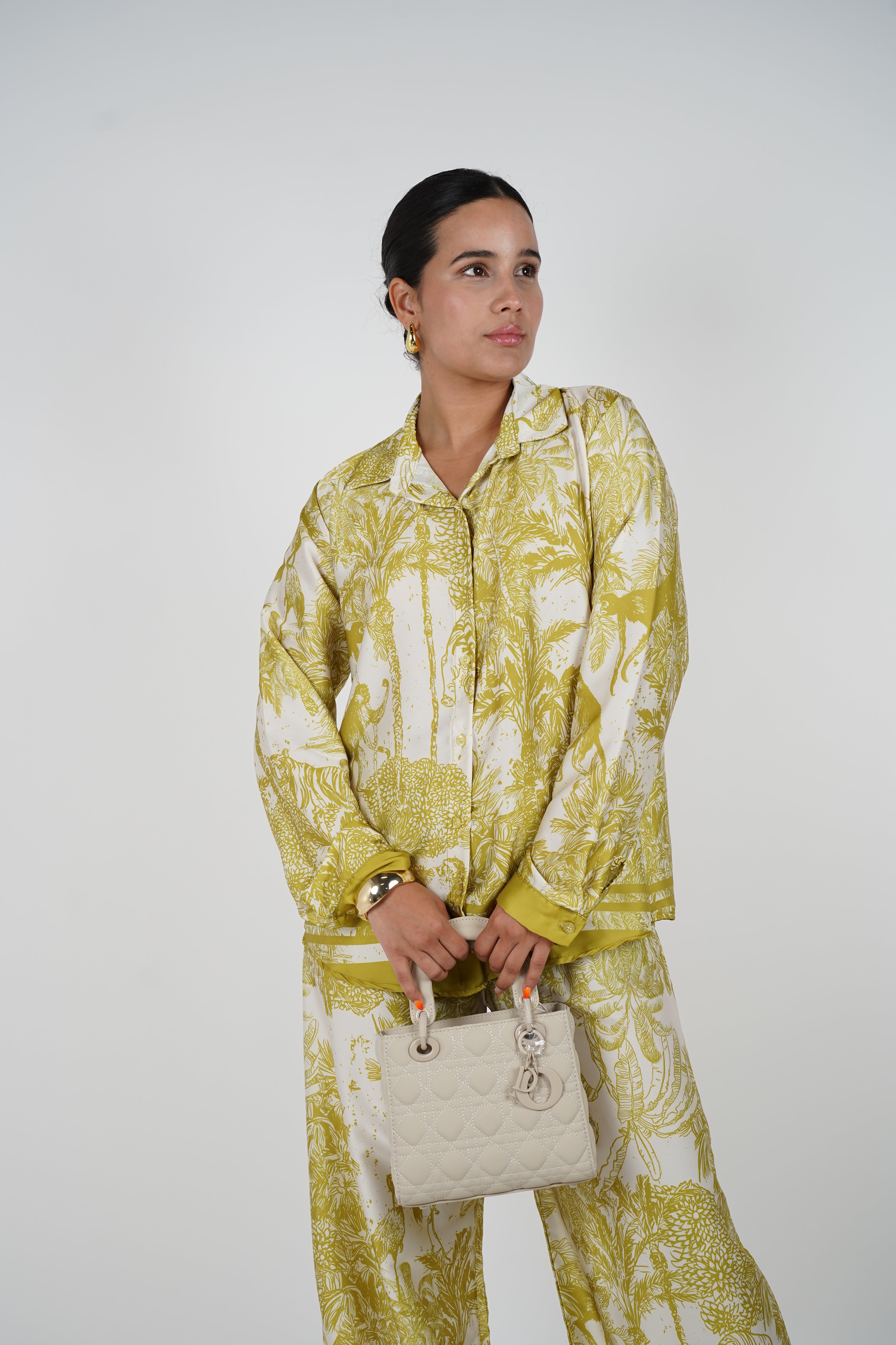 Zelyn Silk Pants Set – Luxe Printed Two-Piece for Effortless Elegance