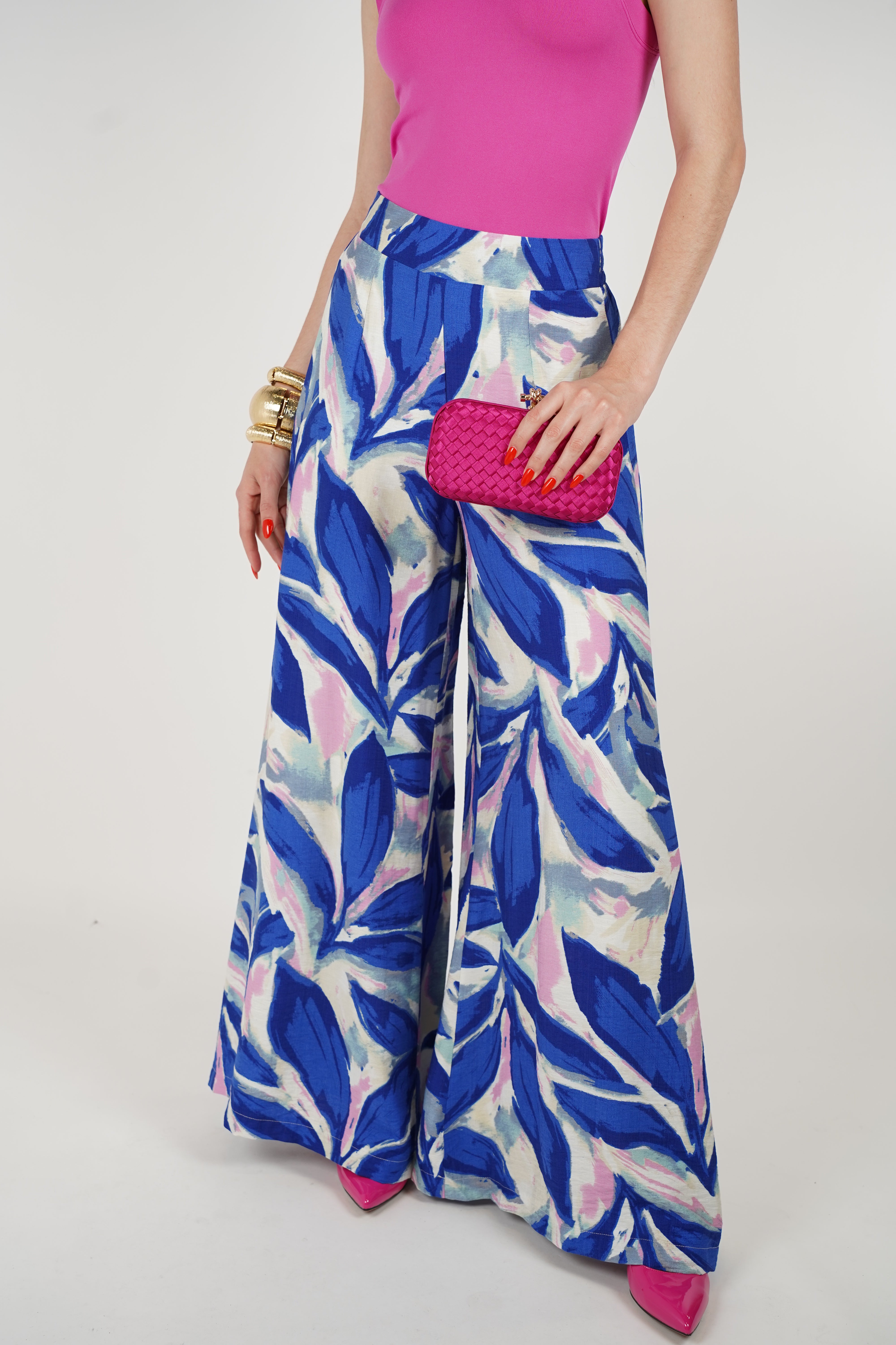 Ovaria Stamped Wide Leg Pants – Blue and Pink Leaf Print Flowing Trousers