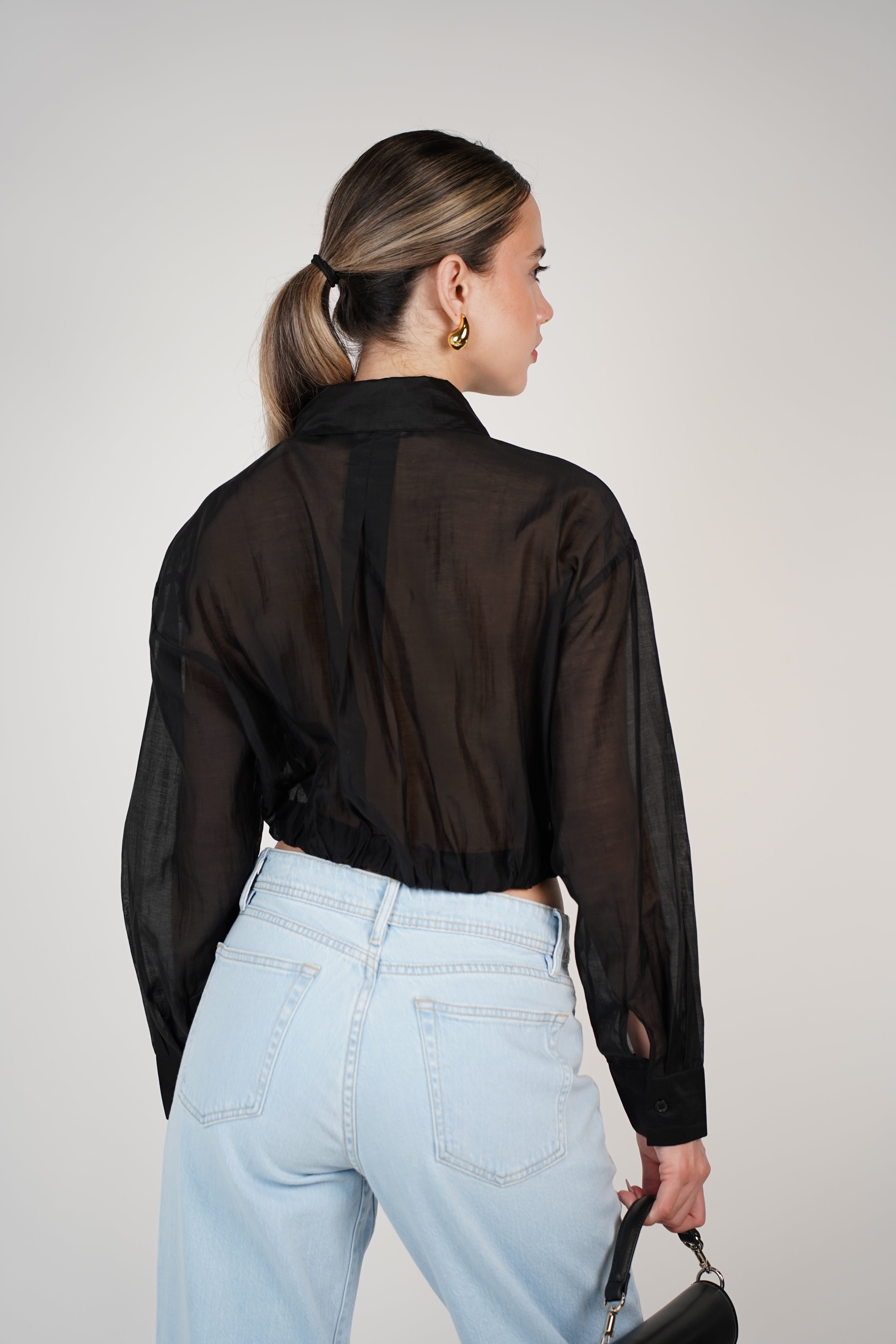 Ovia Sheer Crop Tops – Light, Airy, and Effortlessly Chic