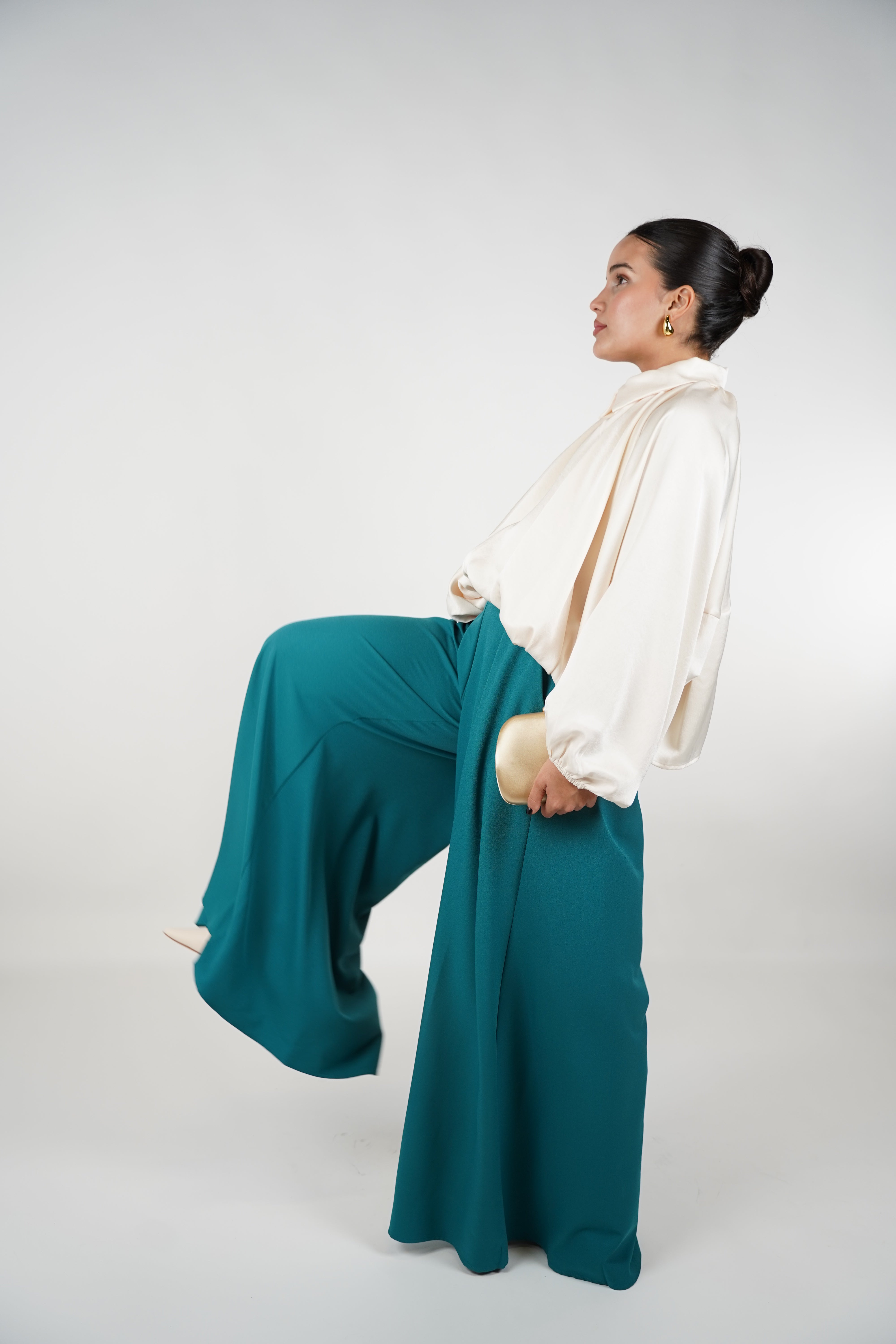 Loxa Palazzo Pants –  Wide-Leg Statement