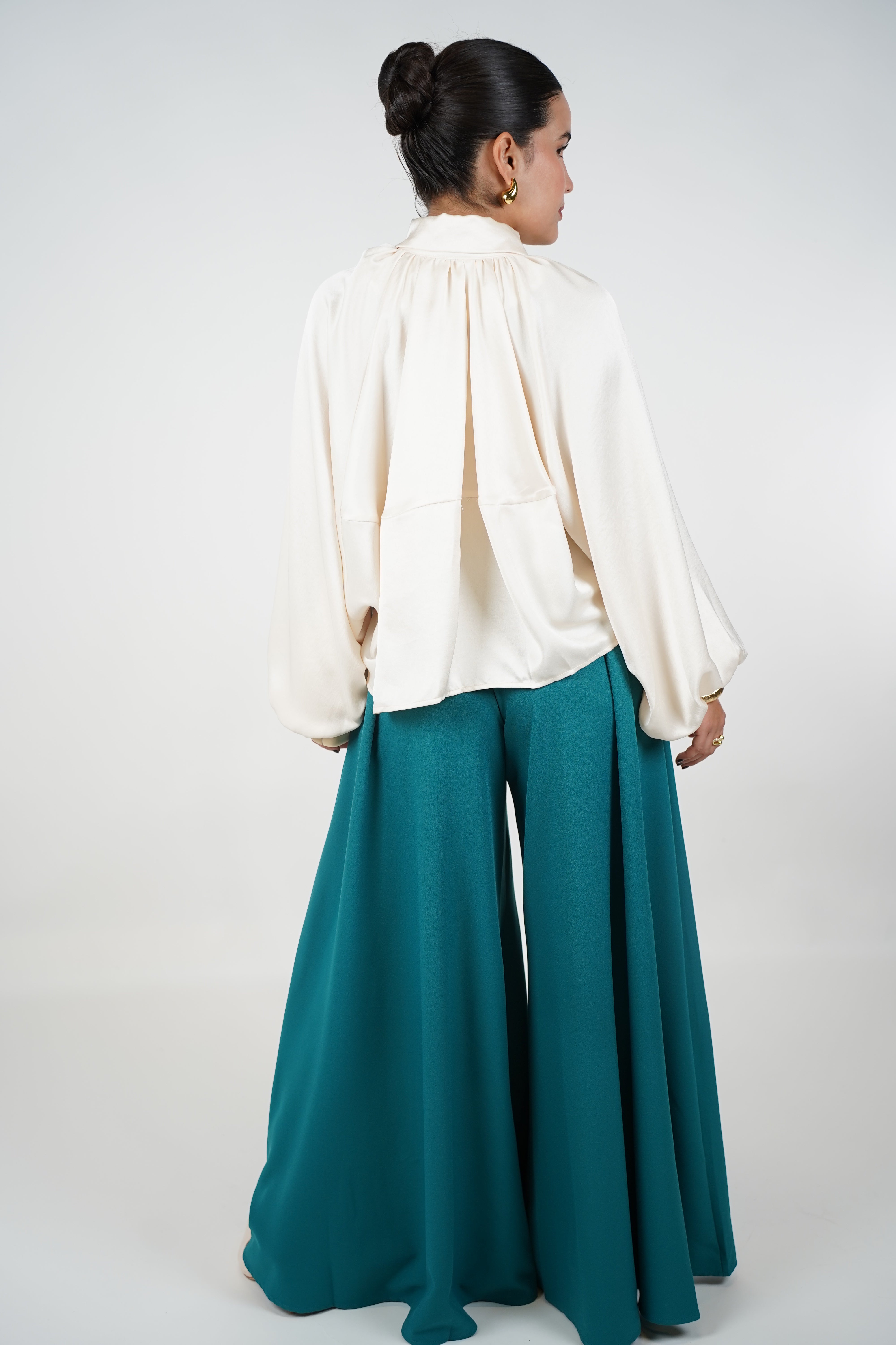 Loxa Palazzo Pants –  Wide-Leg Statement