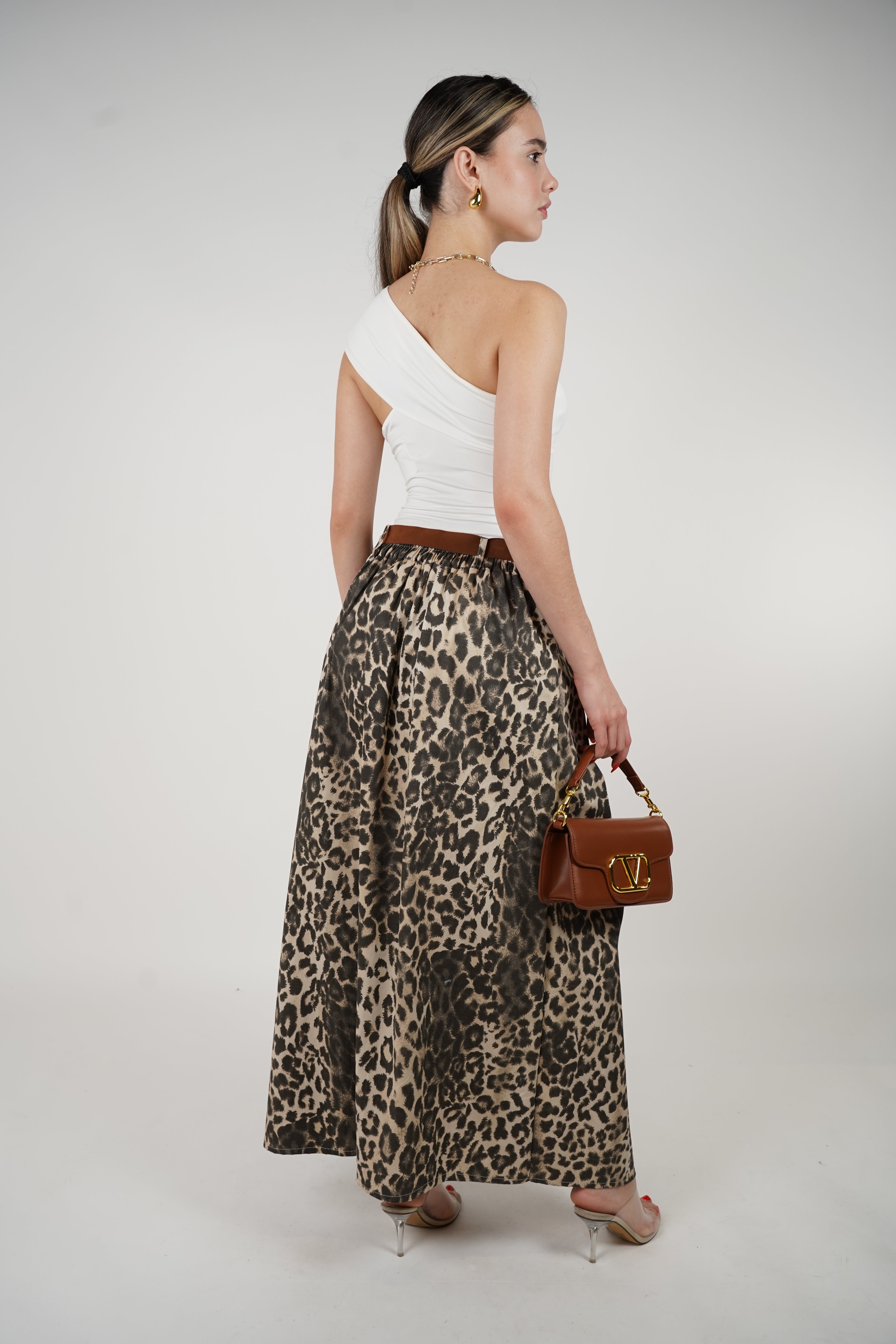 Yancy Leopard Skirt – Chic Safari-Inspired Midi