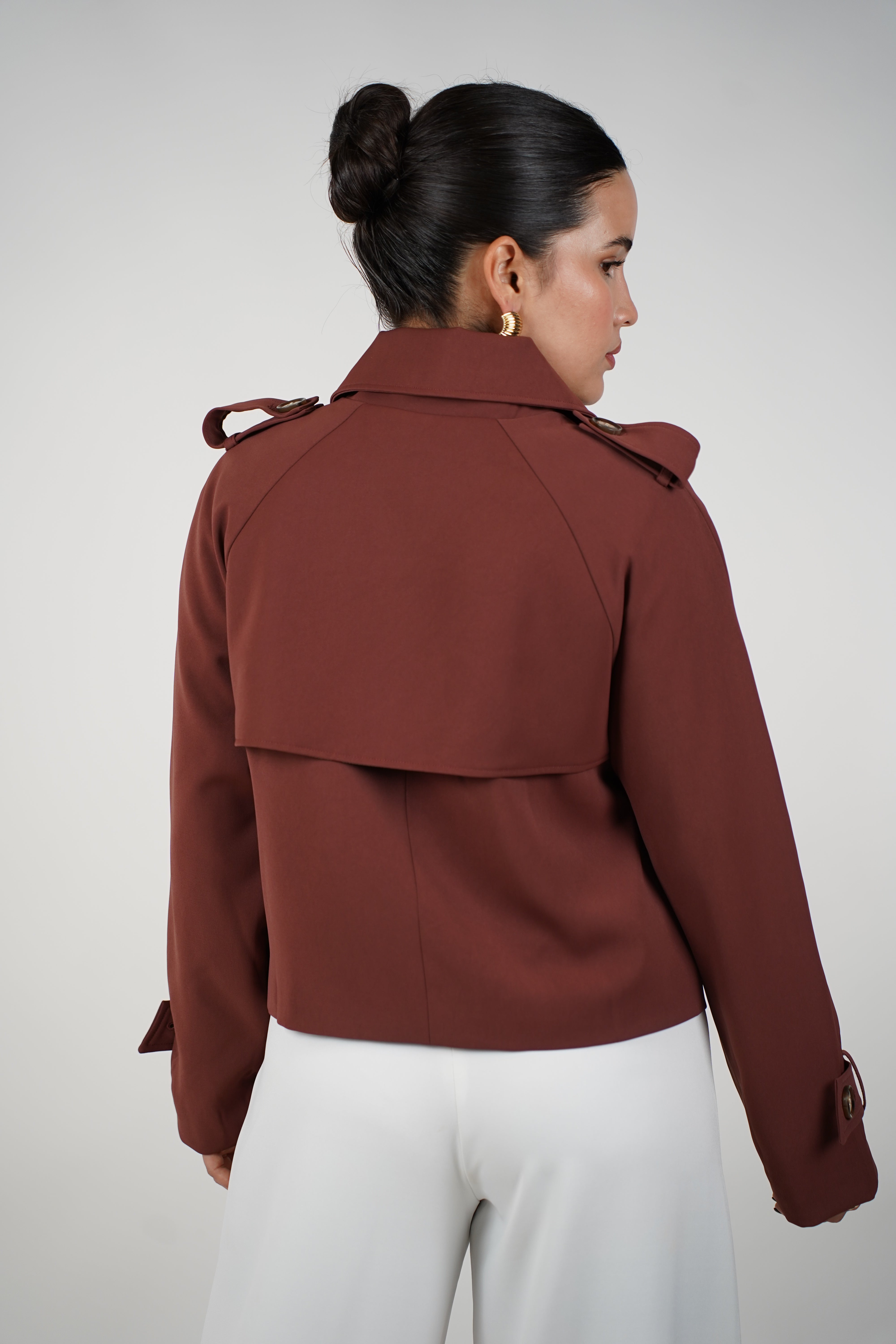 Liora Jacket – Timeless Sophistication in a Modern Cut