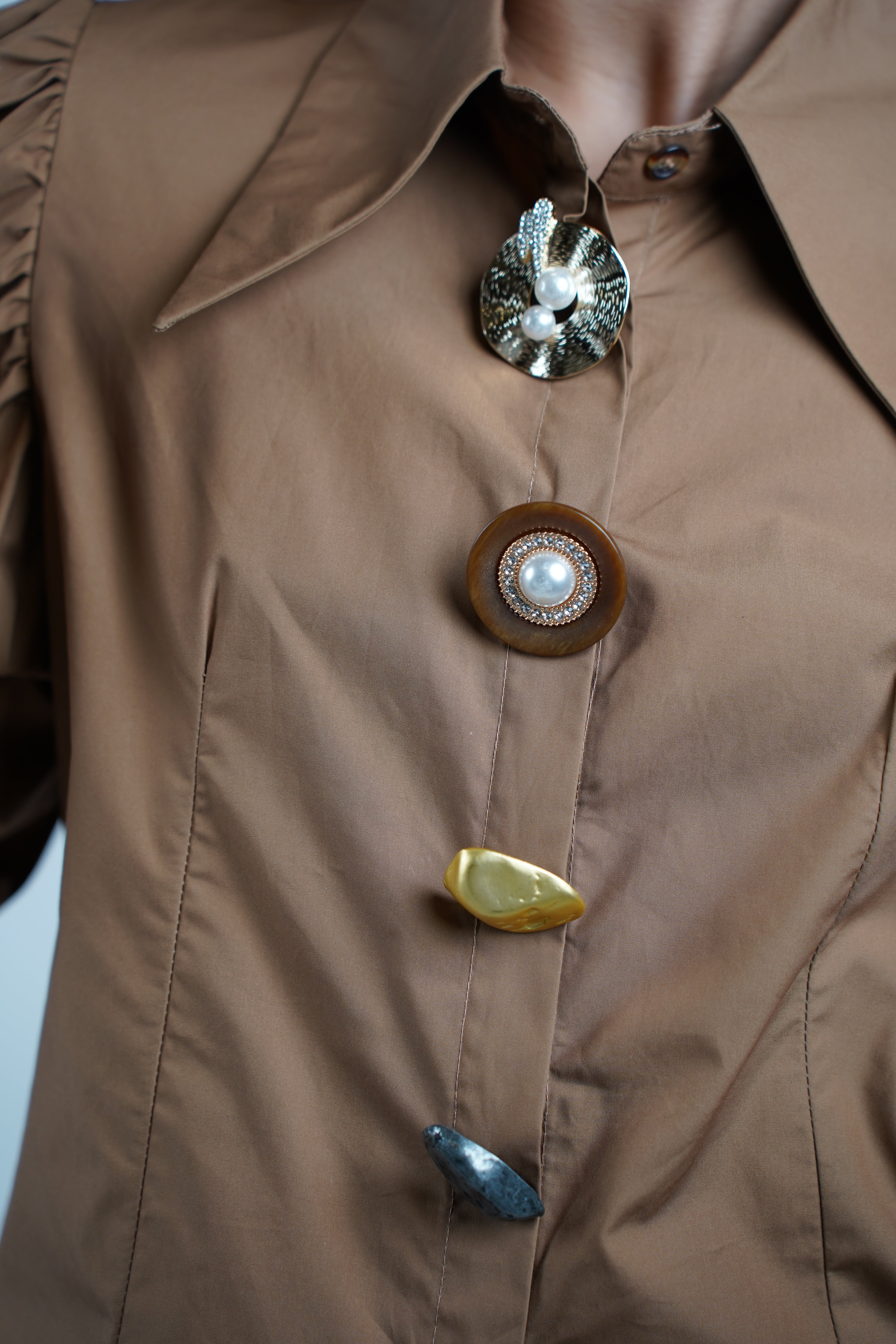 Viole Button Down – Statement Puff Sleeves with Artistic Buttons