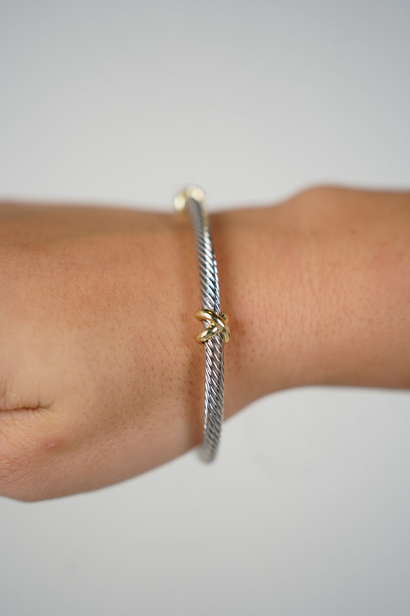 Alora Knot Bracelet – Silver & Gold Mixed Metal Elegance
