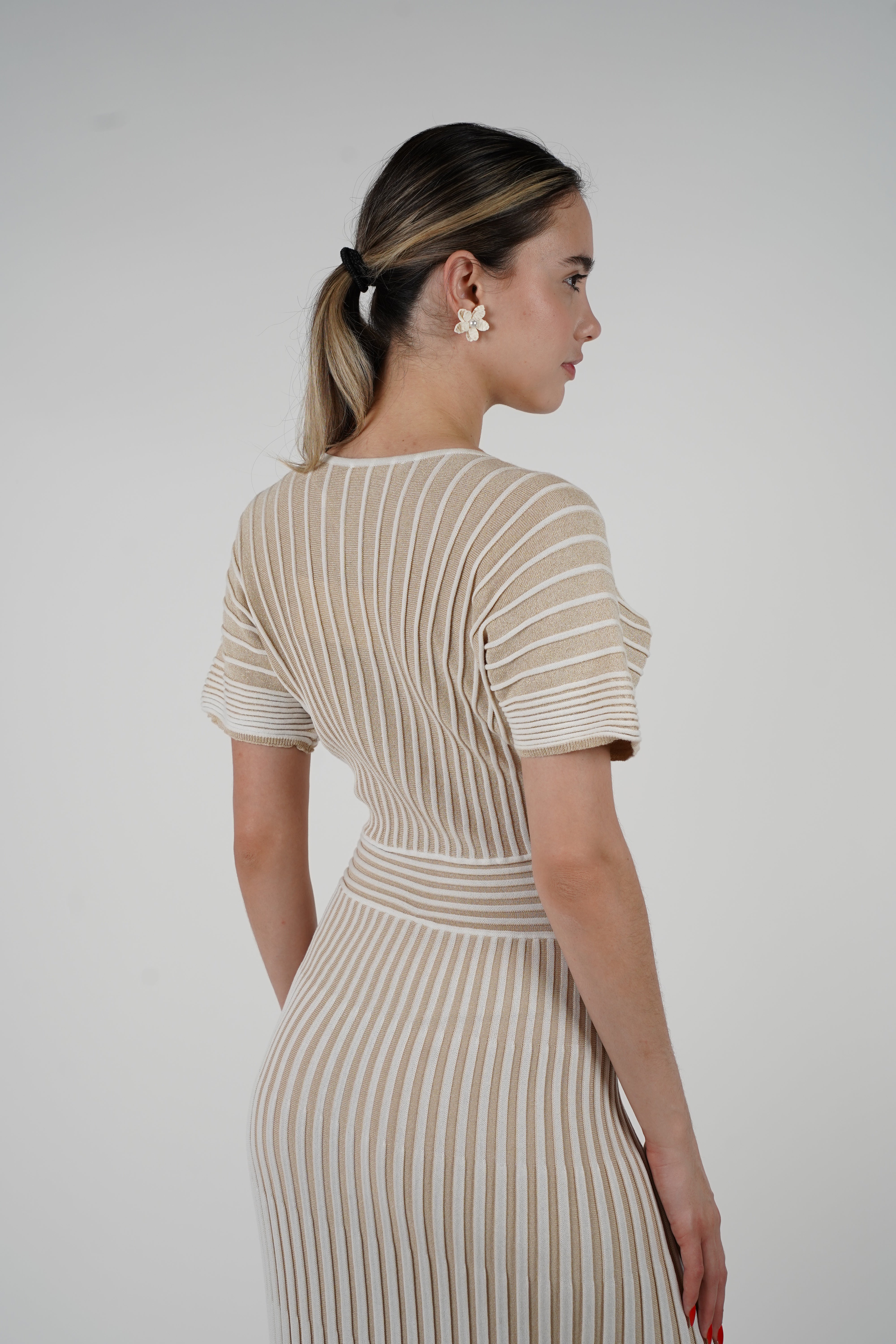Laurel Dress – Effortless Knit Elegance