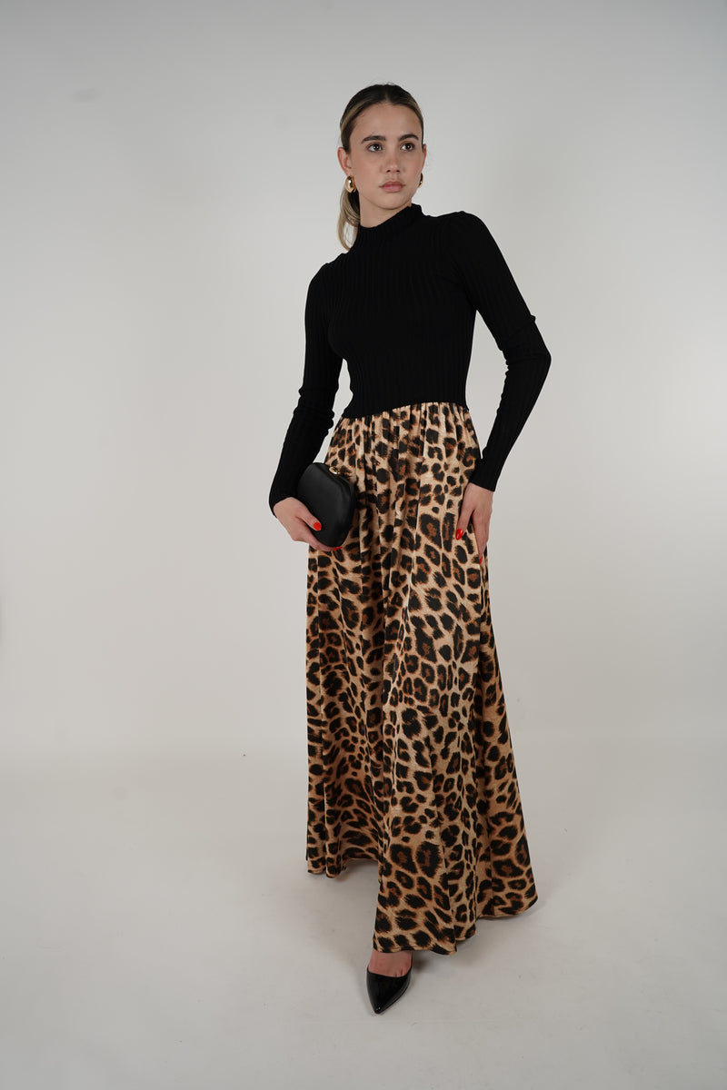 Andreina Dress – Bold, Elegant & Wild