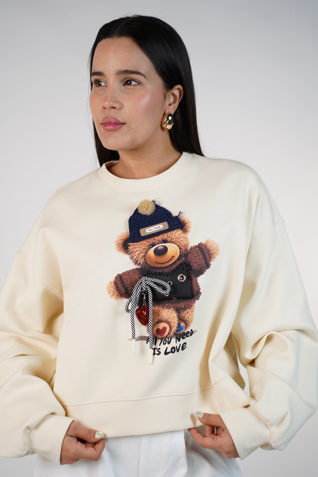 HoneyBear Heart Sweater – Sweet Cozy 3D Bear Graphic
