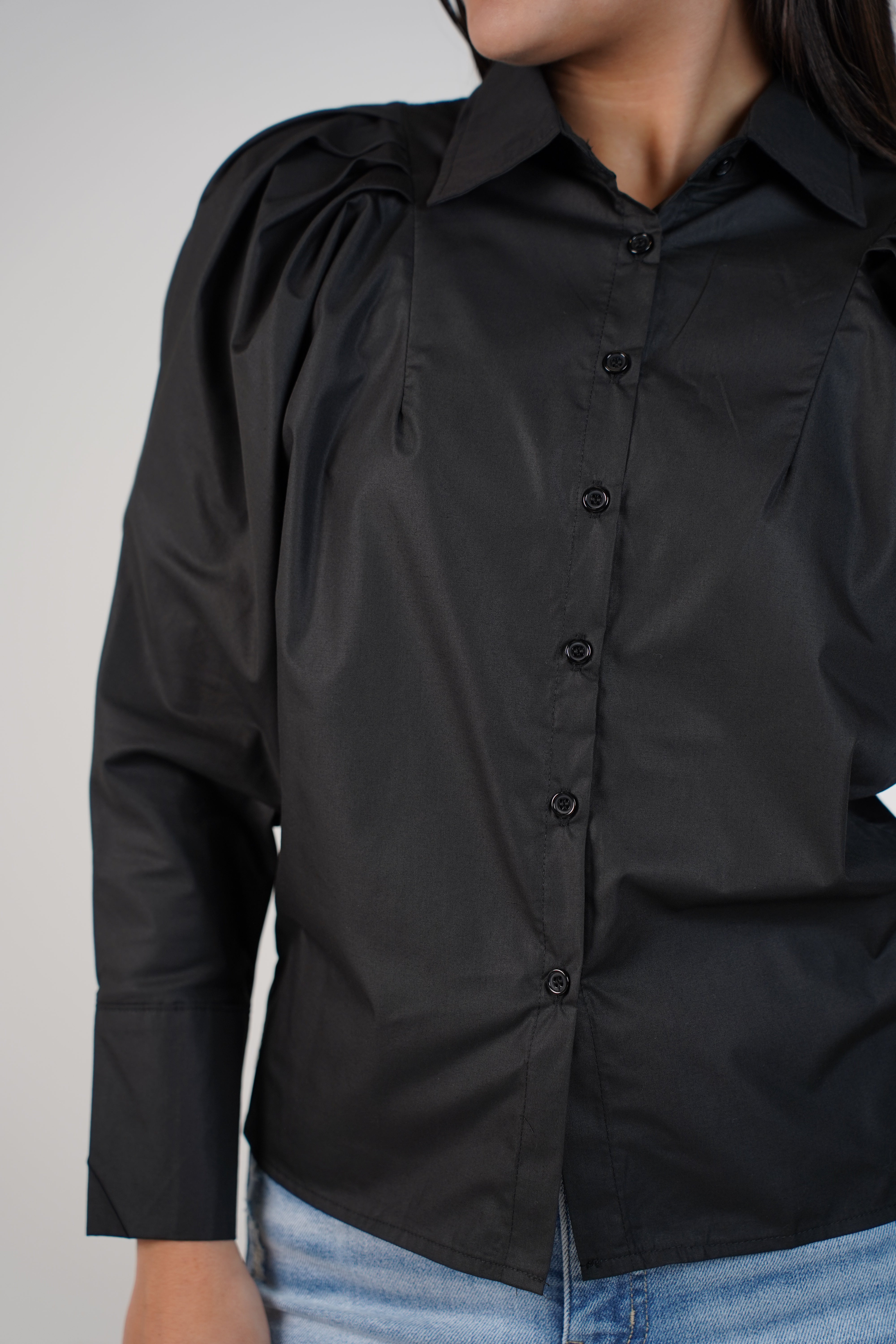 Rinna Button Down – Puff Shoulder Blue Blouse