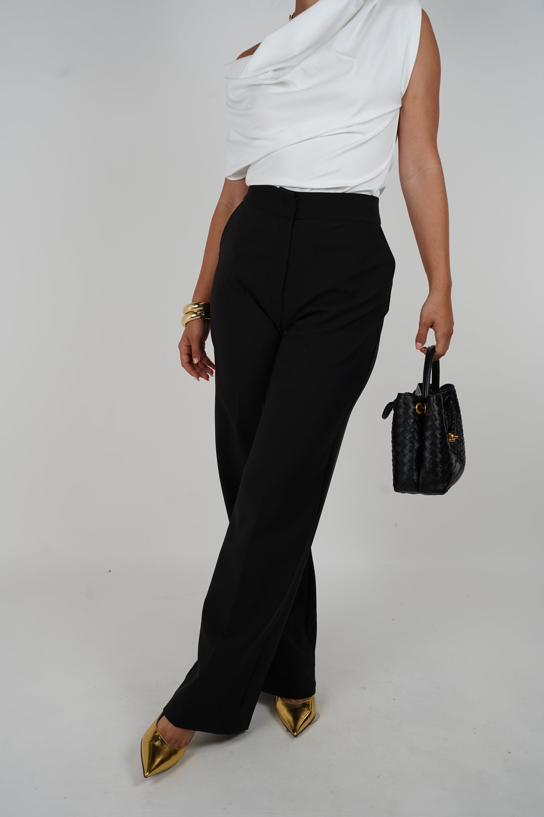 Caroline Pants – Classic Wide-Leg Tailoring