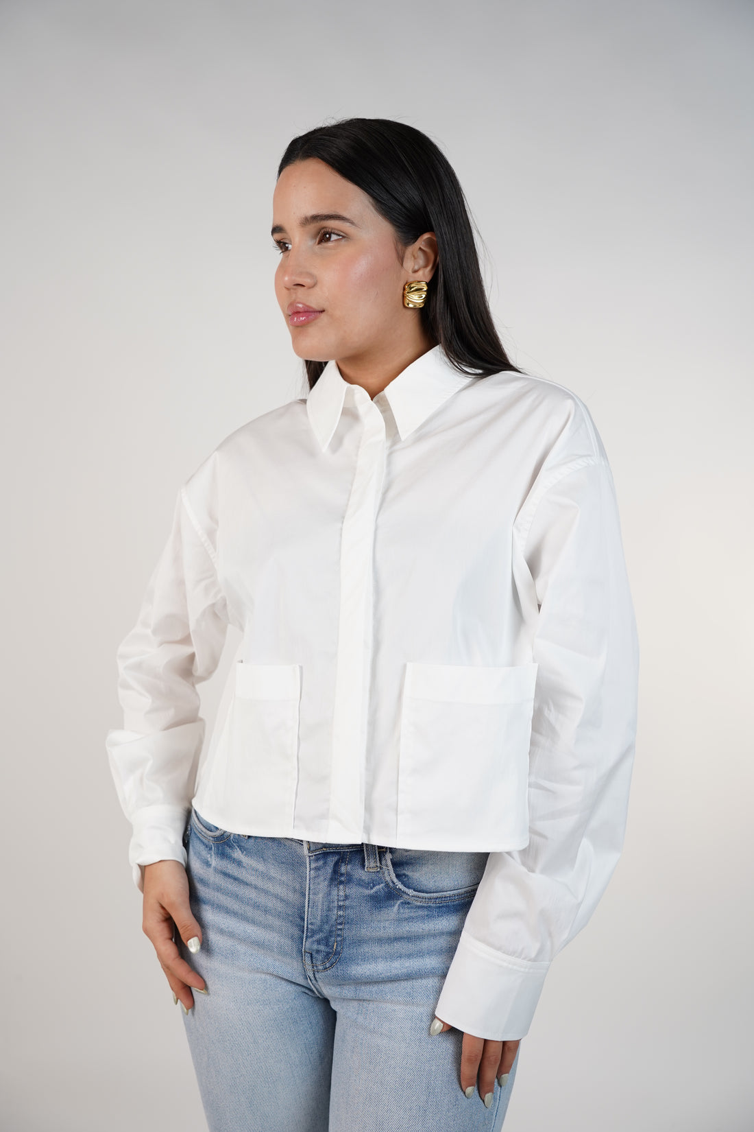 Elvoria Front Pockets Button Down – Modern Cropped Poplin Shirt