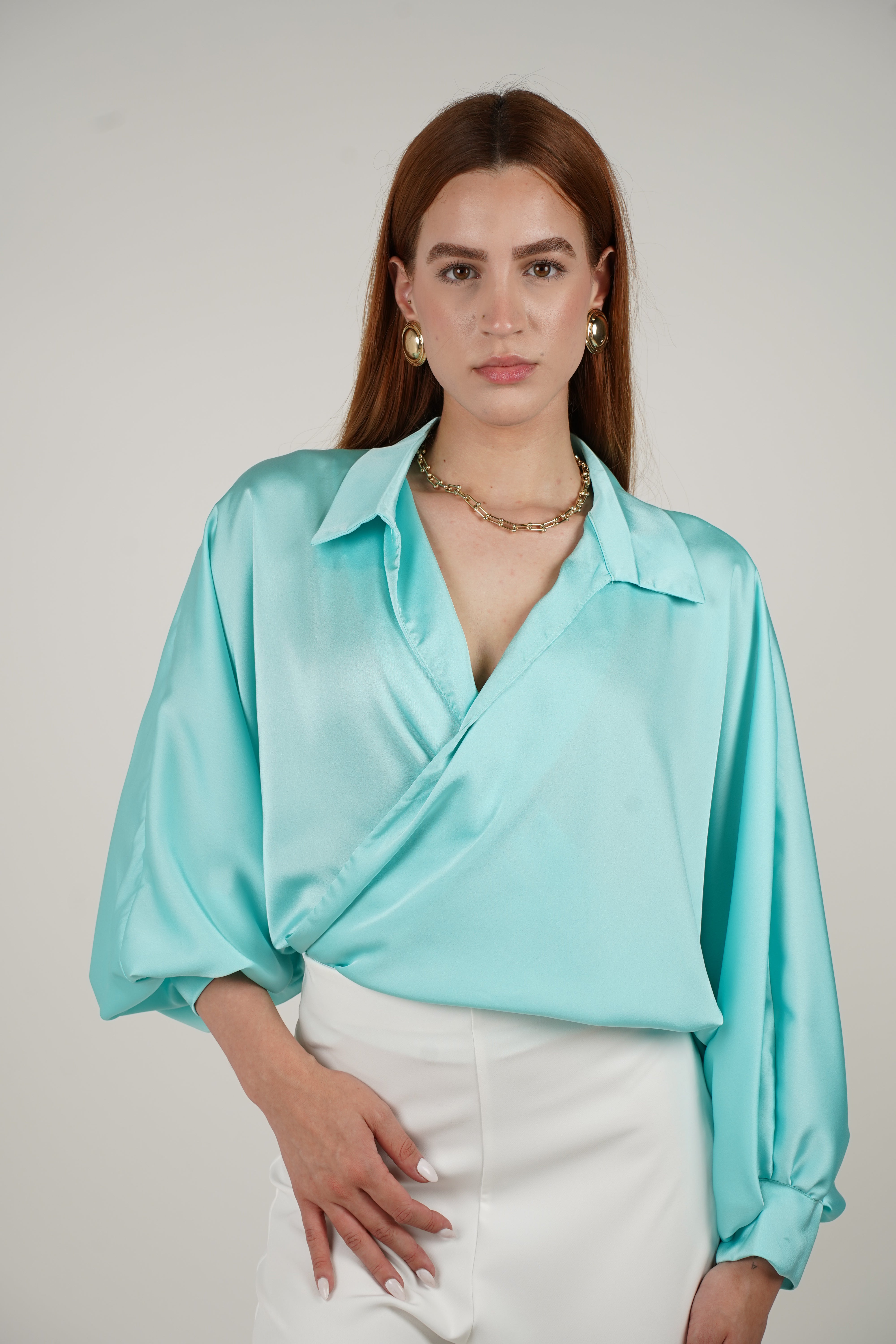 Agatha Silk Blouse – Elegant Shine, Effortless Style