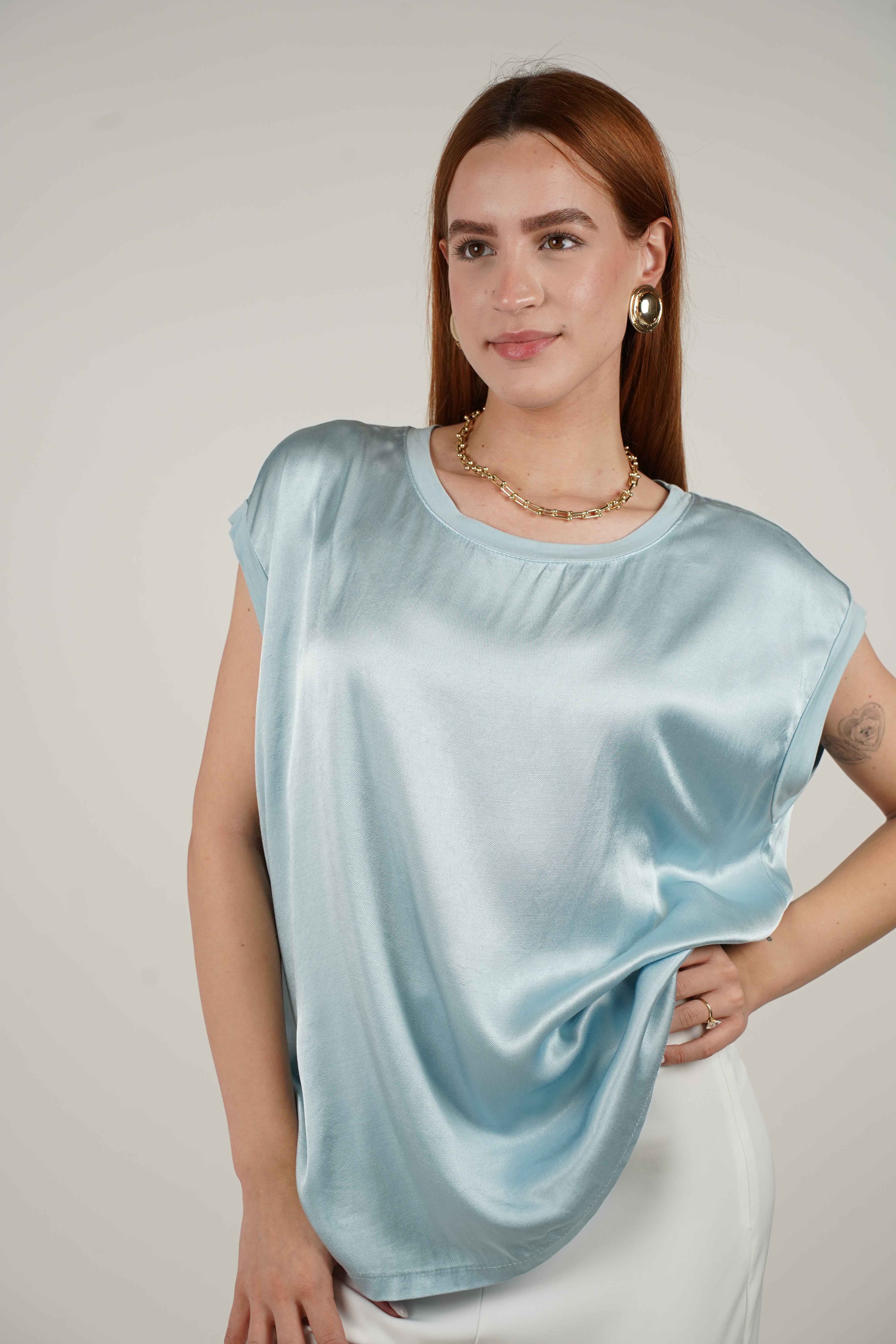 Daniela Top – Effortless Elegance in a Flowy Fit