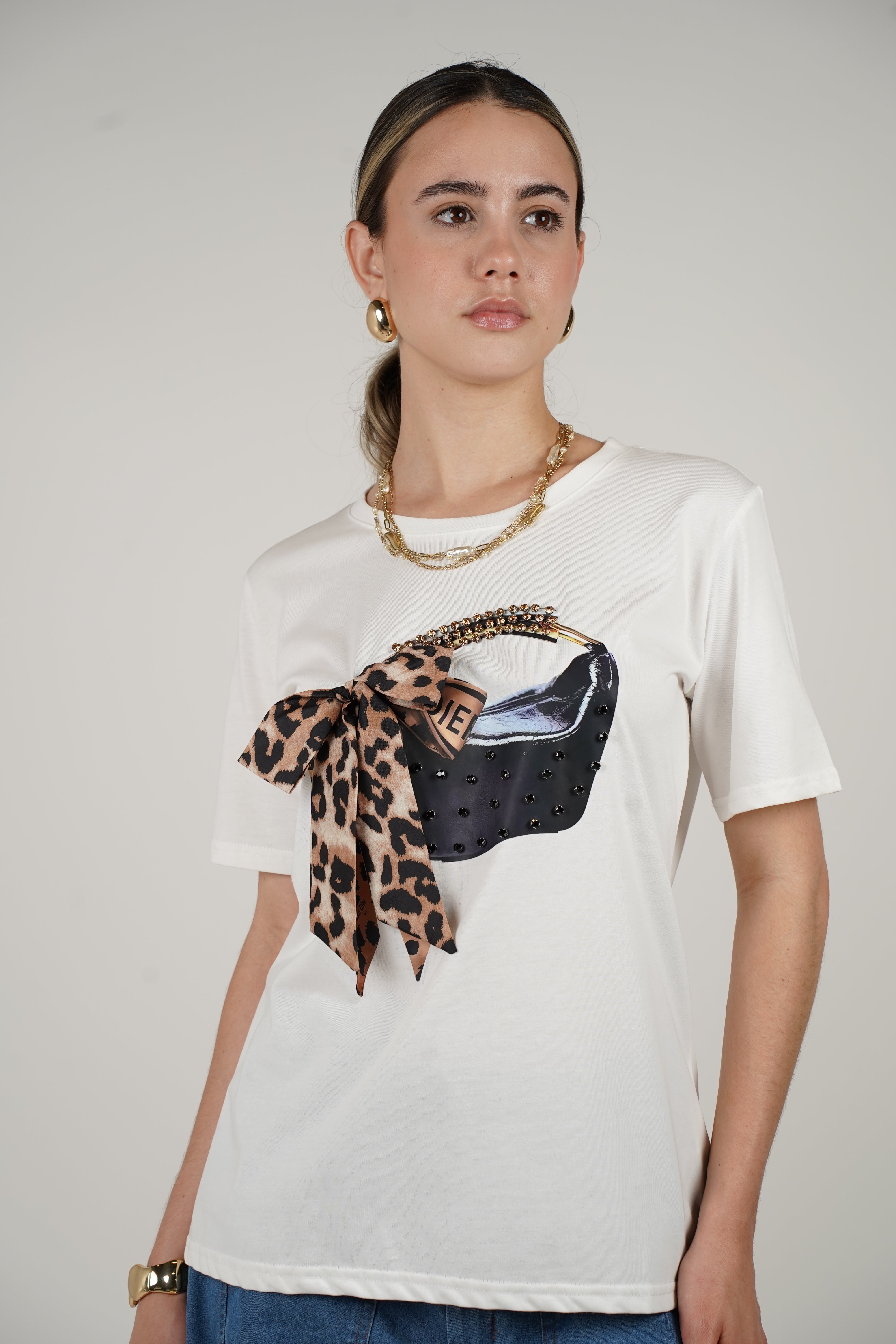 Suni Leopard Bow Top – Chic Meets Playful in Every Stitch