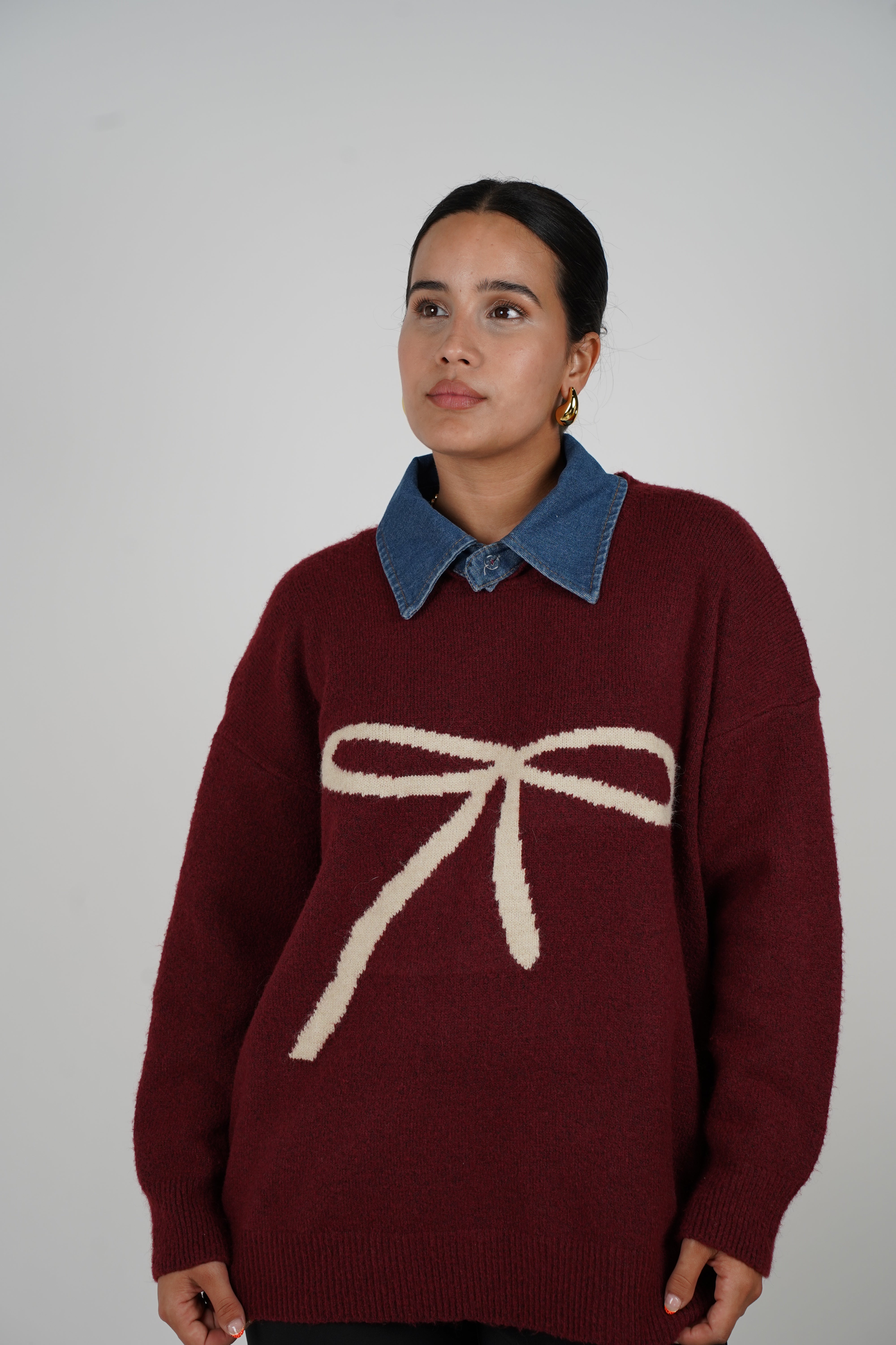 Alondra Sweater – Wine Knit with Cream Bow Detail