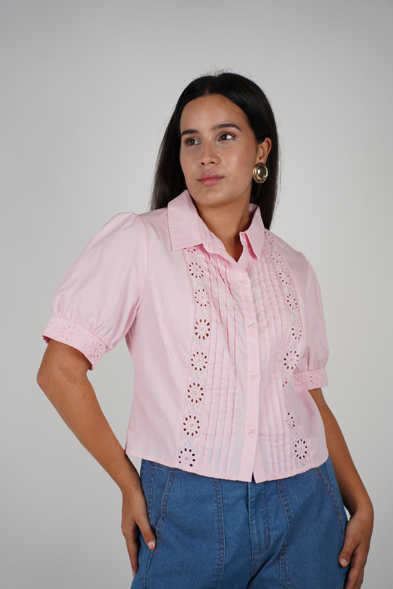 Vidiana Button Down – Feminine Charm in Pastel Pink