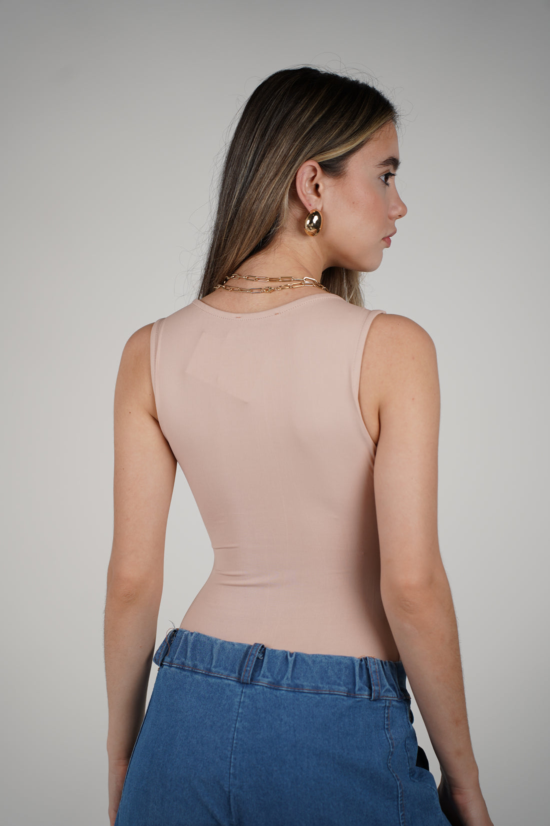 Yasmine Bodysuit – Sleek, Sculpting, and Effortlessly Chic