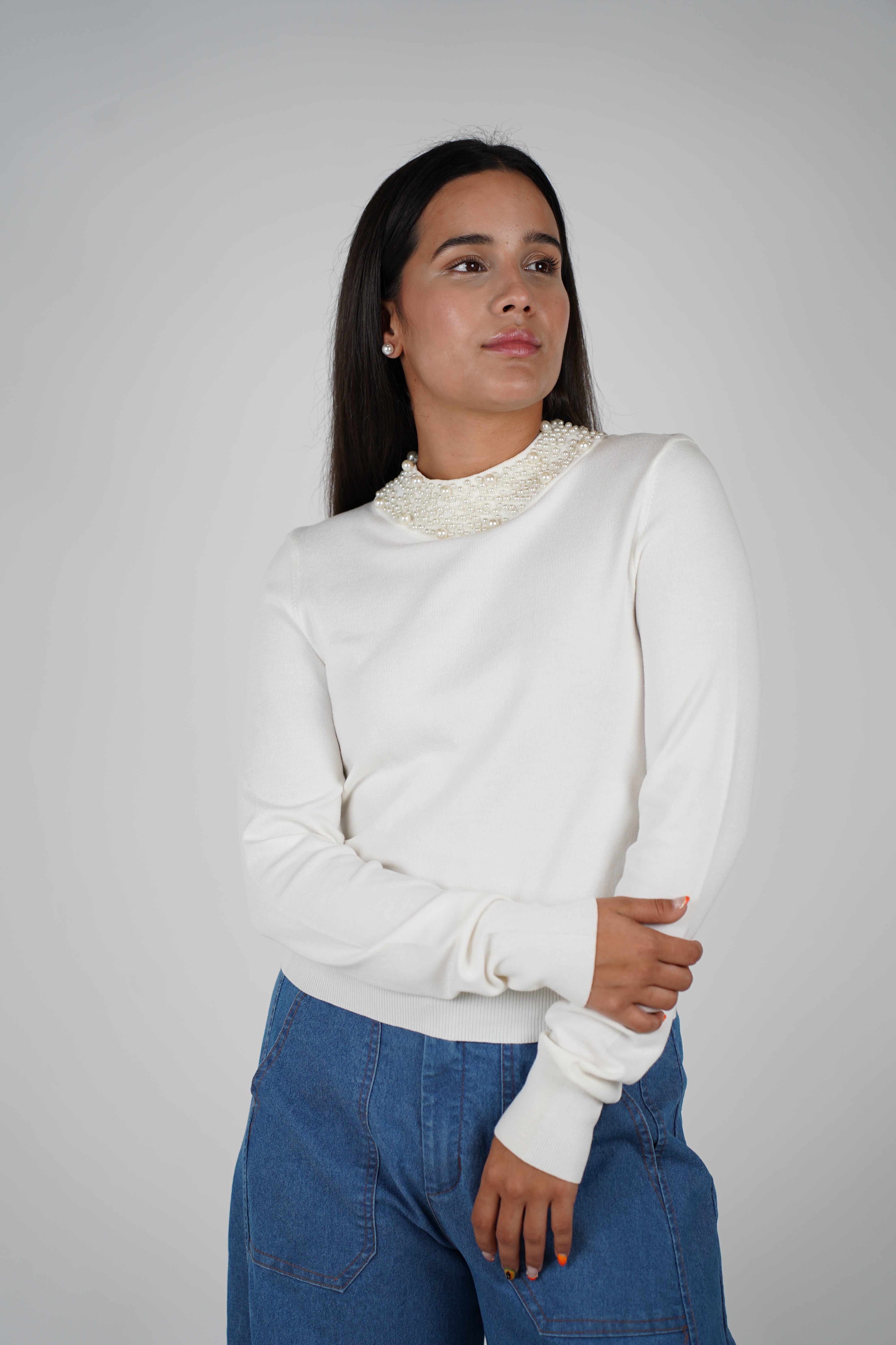 Pearl Neck Long Sleeve – Elegant Knit with Timeless Detail