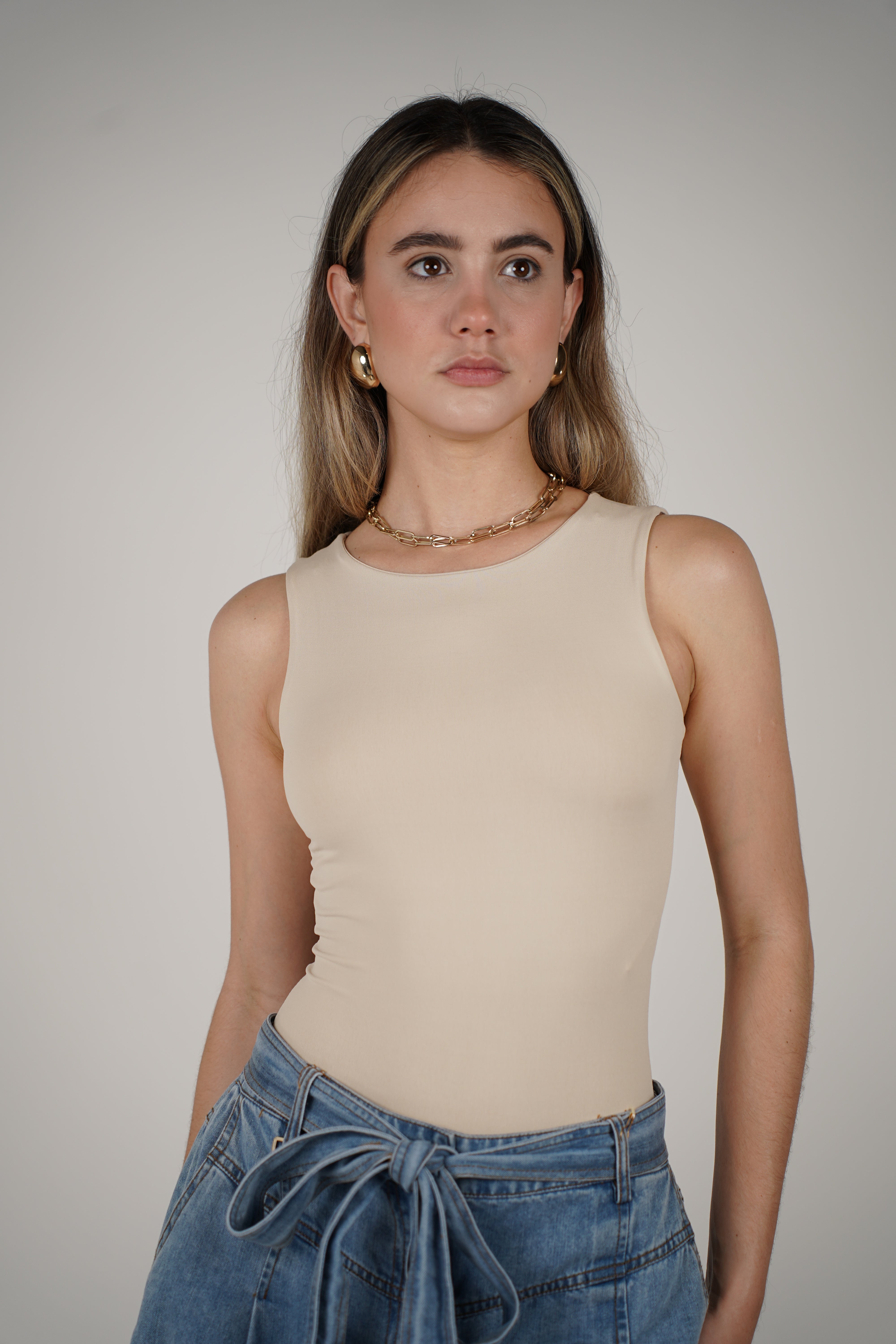 Yasmine Bodysuit – Sleek, Sculpting, and Effortlessly Chic