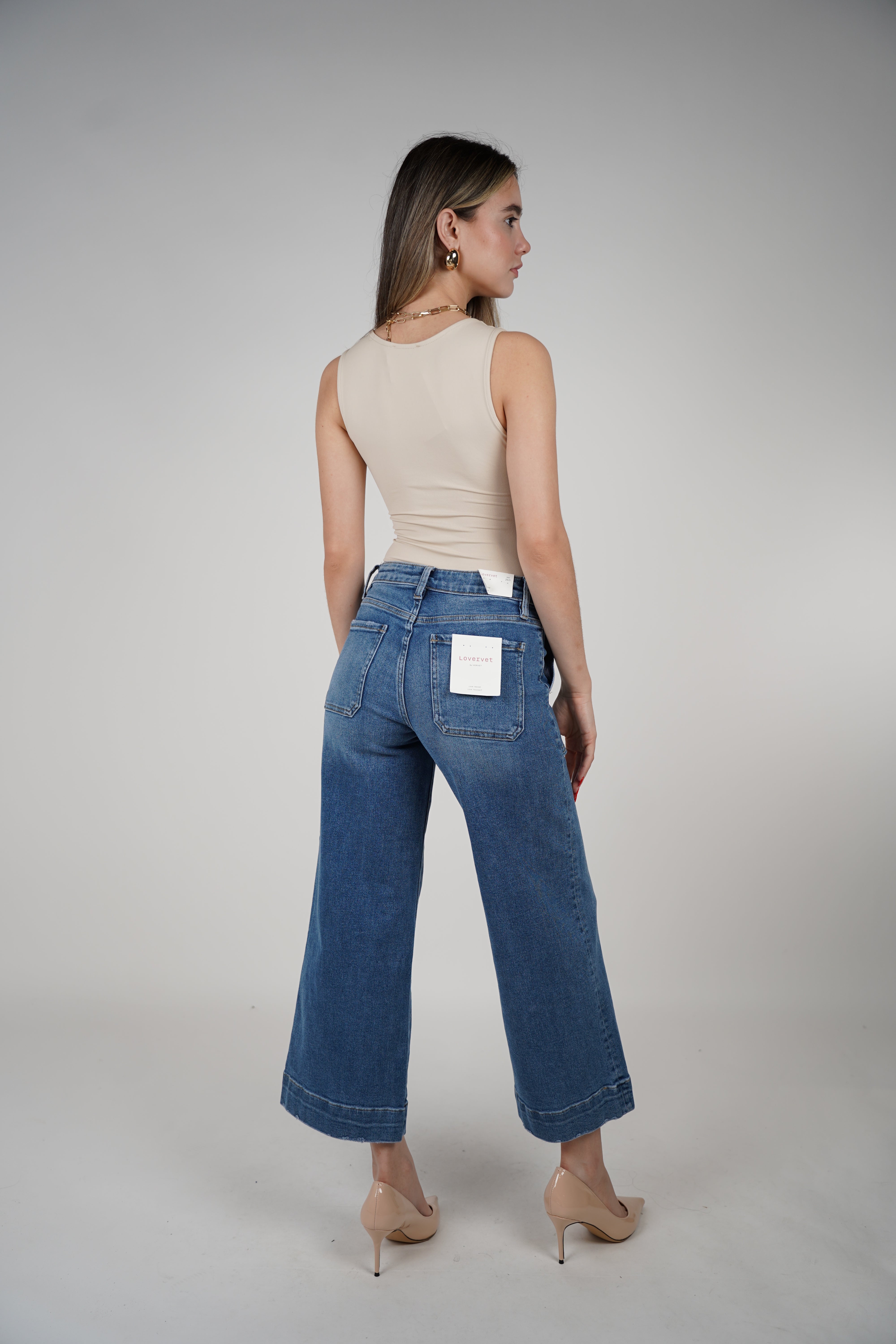 Claudia Jeans – Cropped Wide-Leg Denim with Front Seams