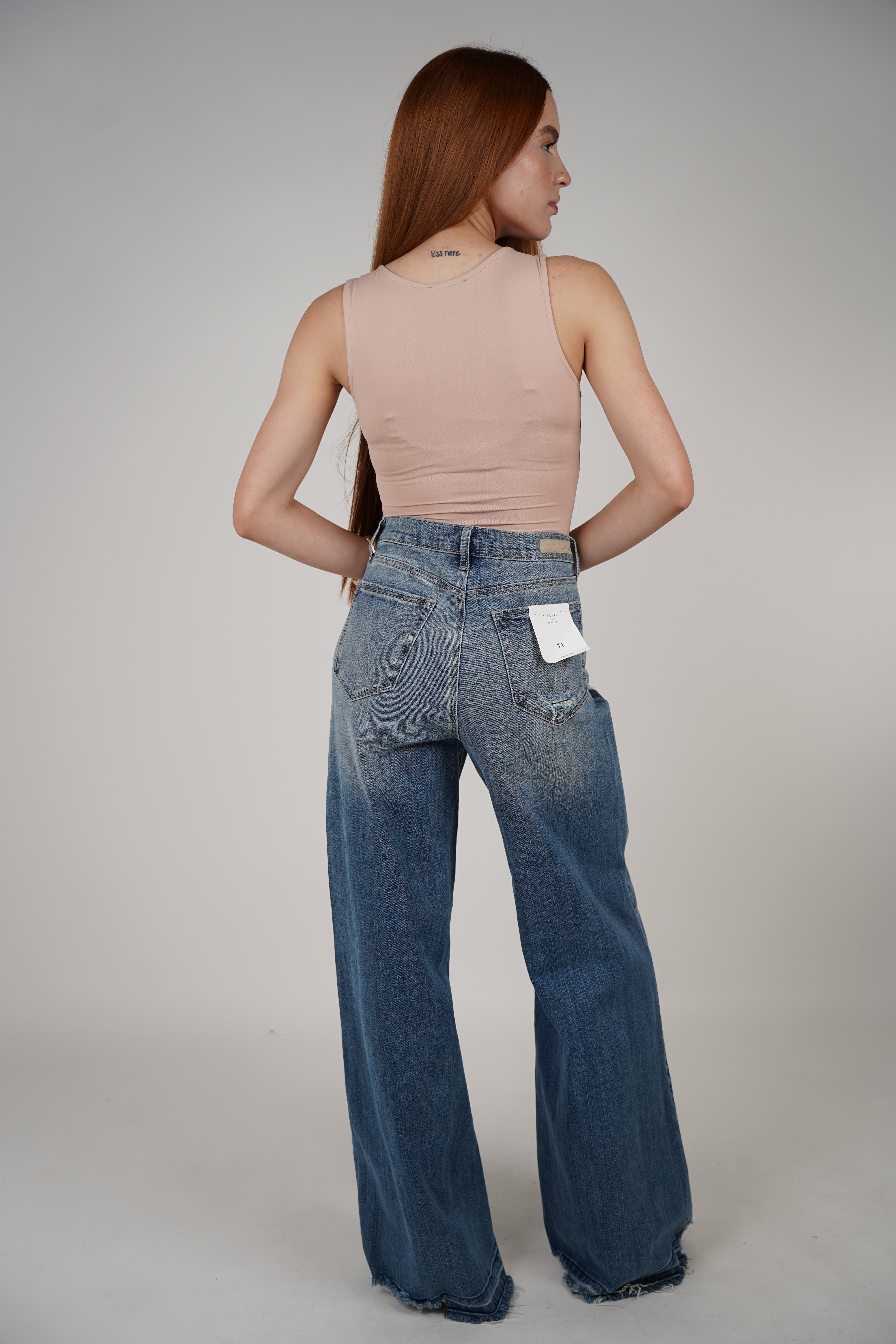 Flex Wide Jean – Distressed Hem with Laid-Back Vibe