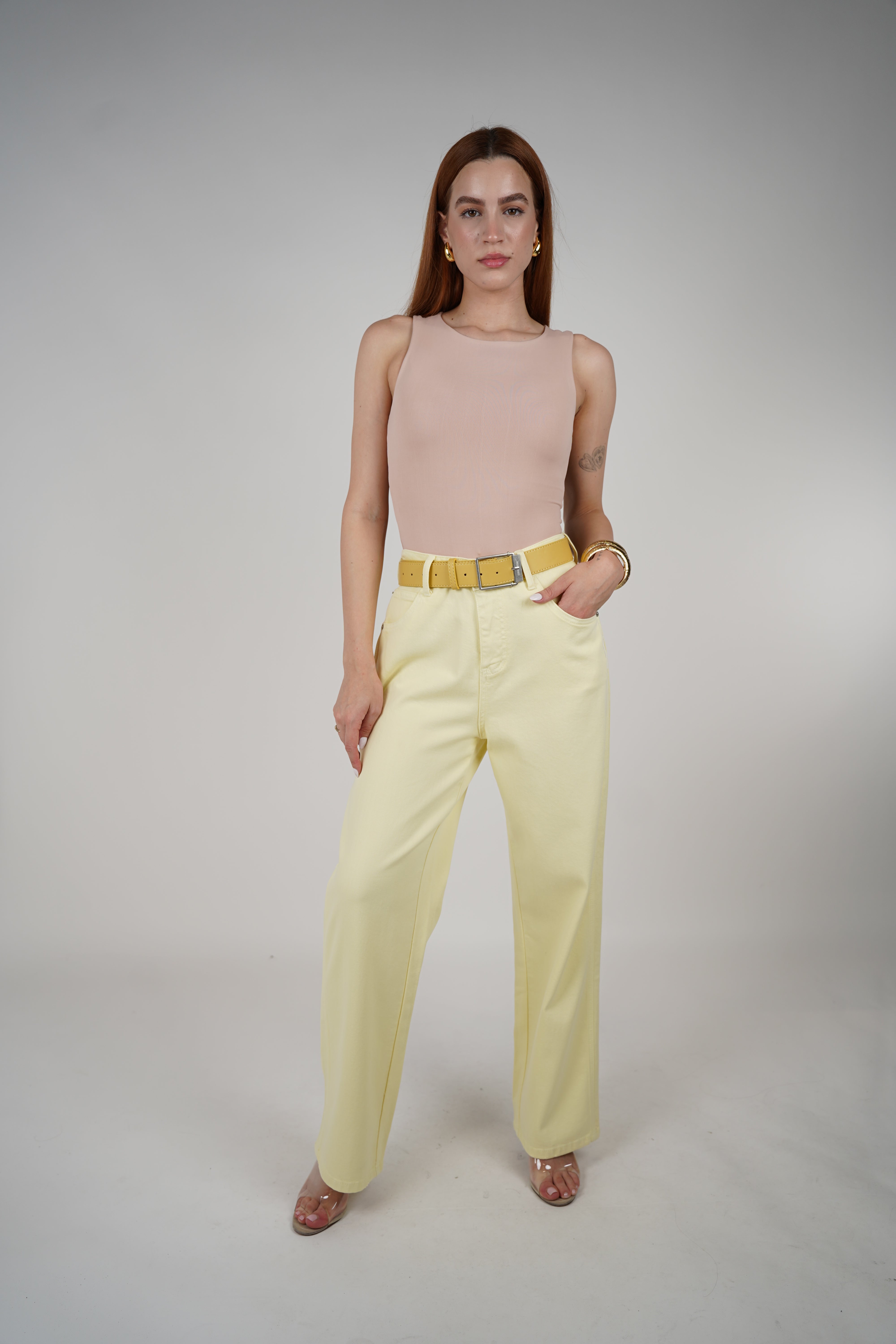 Muse Sunny Stretch Belted Jeans – Soft Yellow High-Rise with Statement Belt