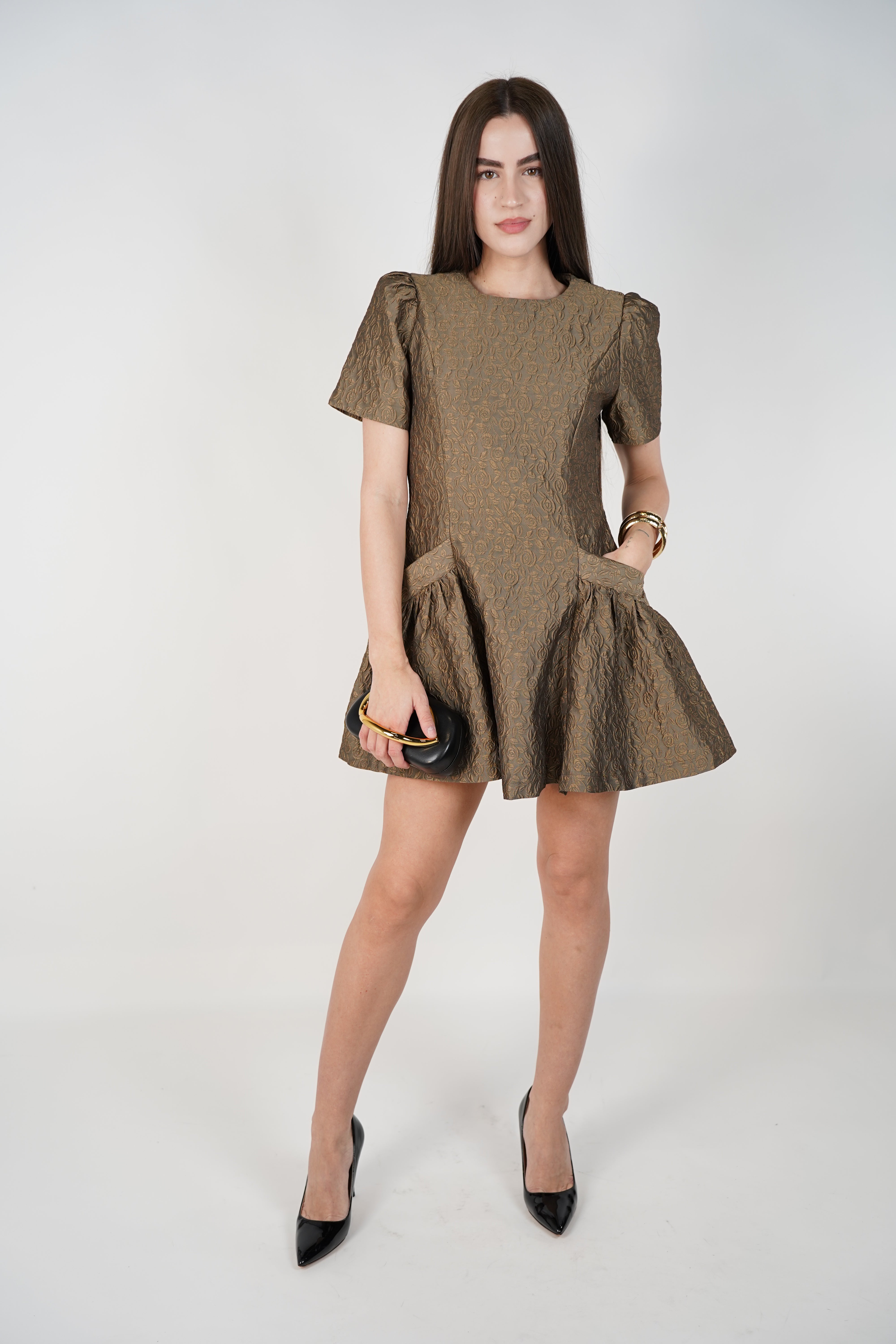 Tazen Textured Floral Mini Dress – Elegant Jacquard Silhouette