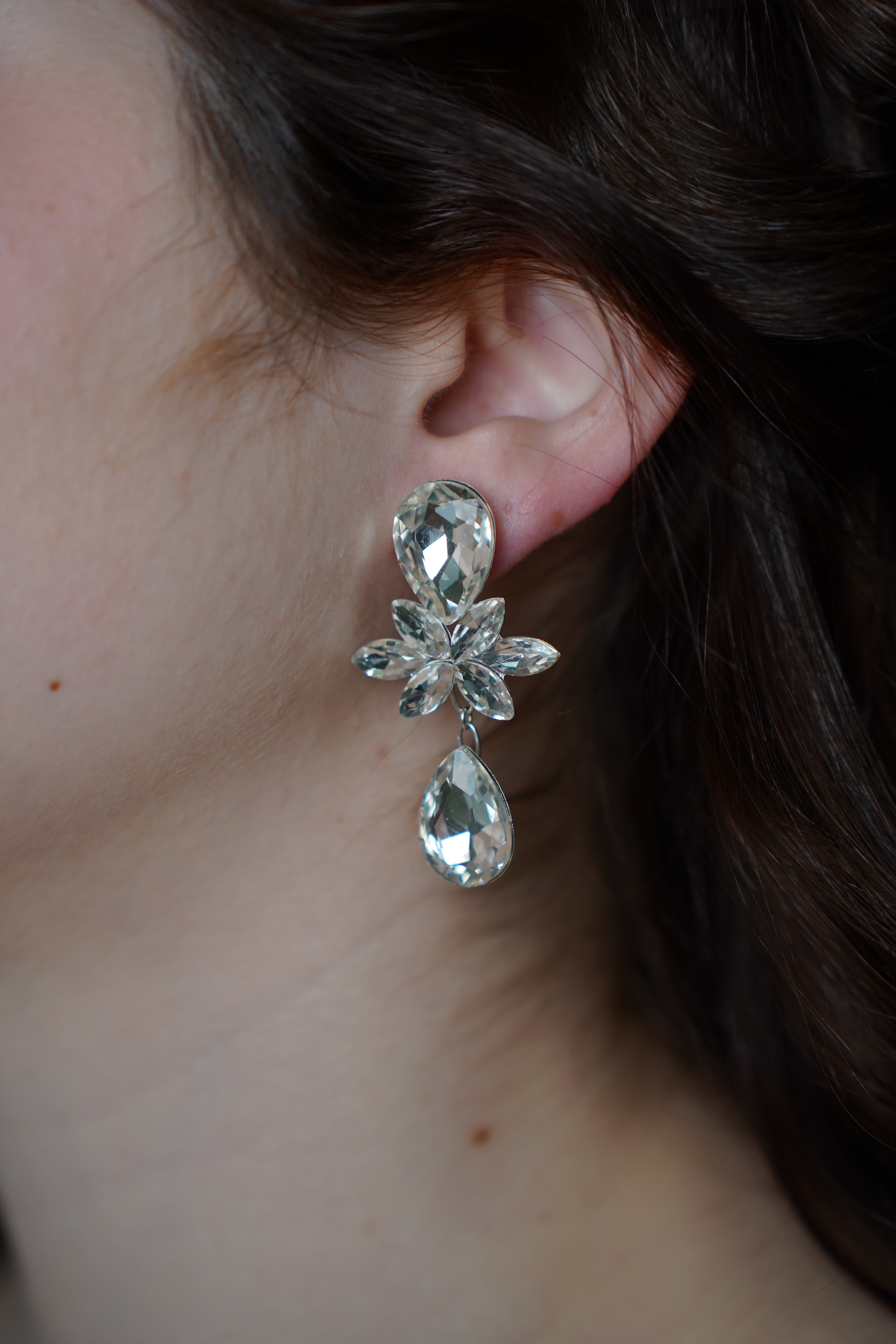 Susan Dangle Earrings - Carema Boutique