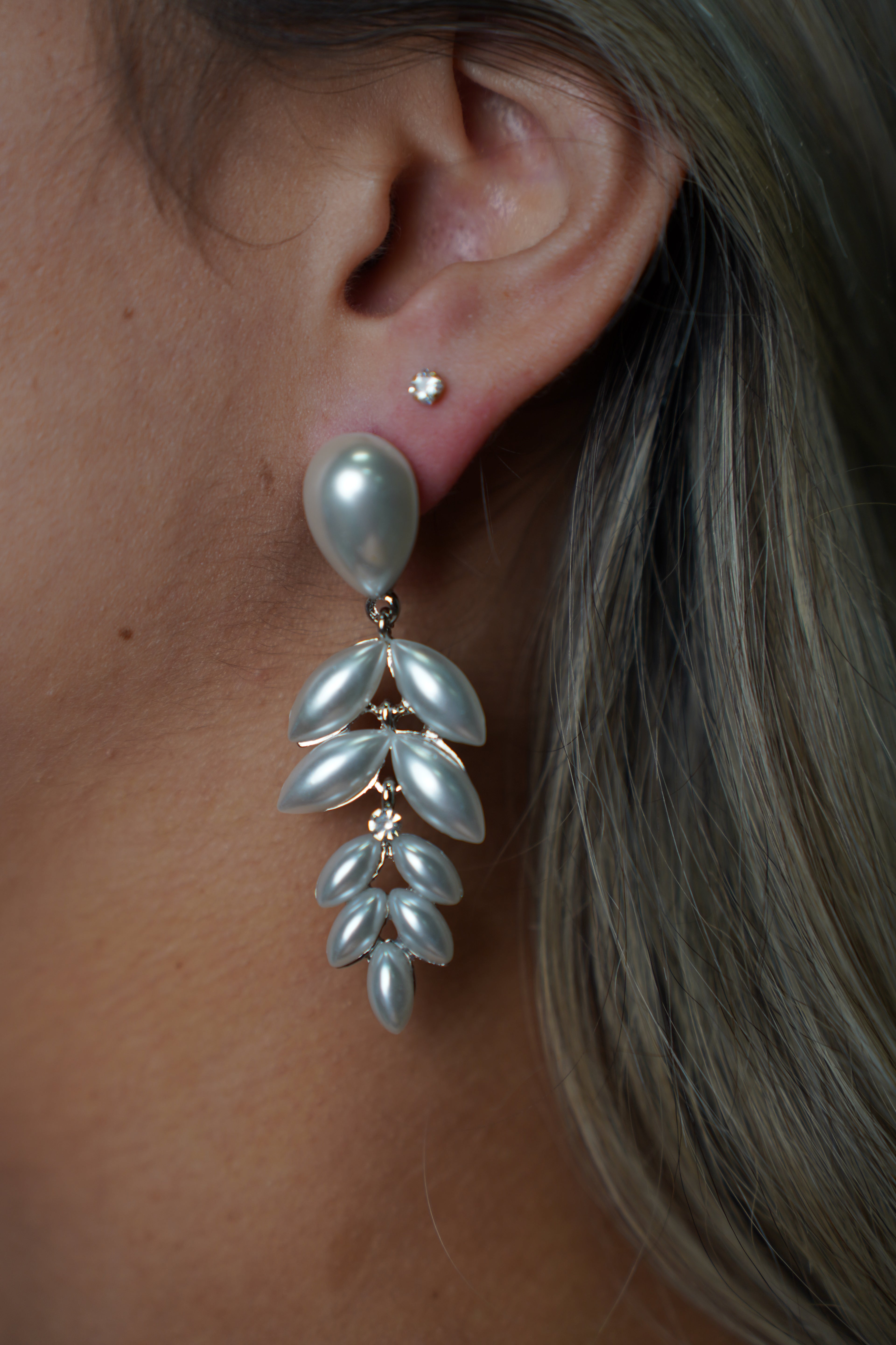 Dangle Pearl Earrings - Carema Boutique
