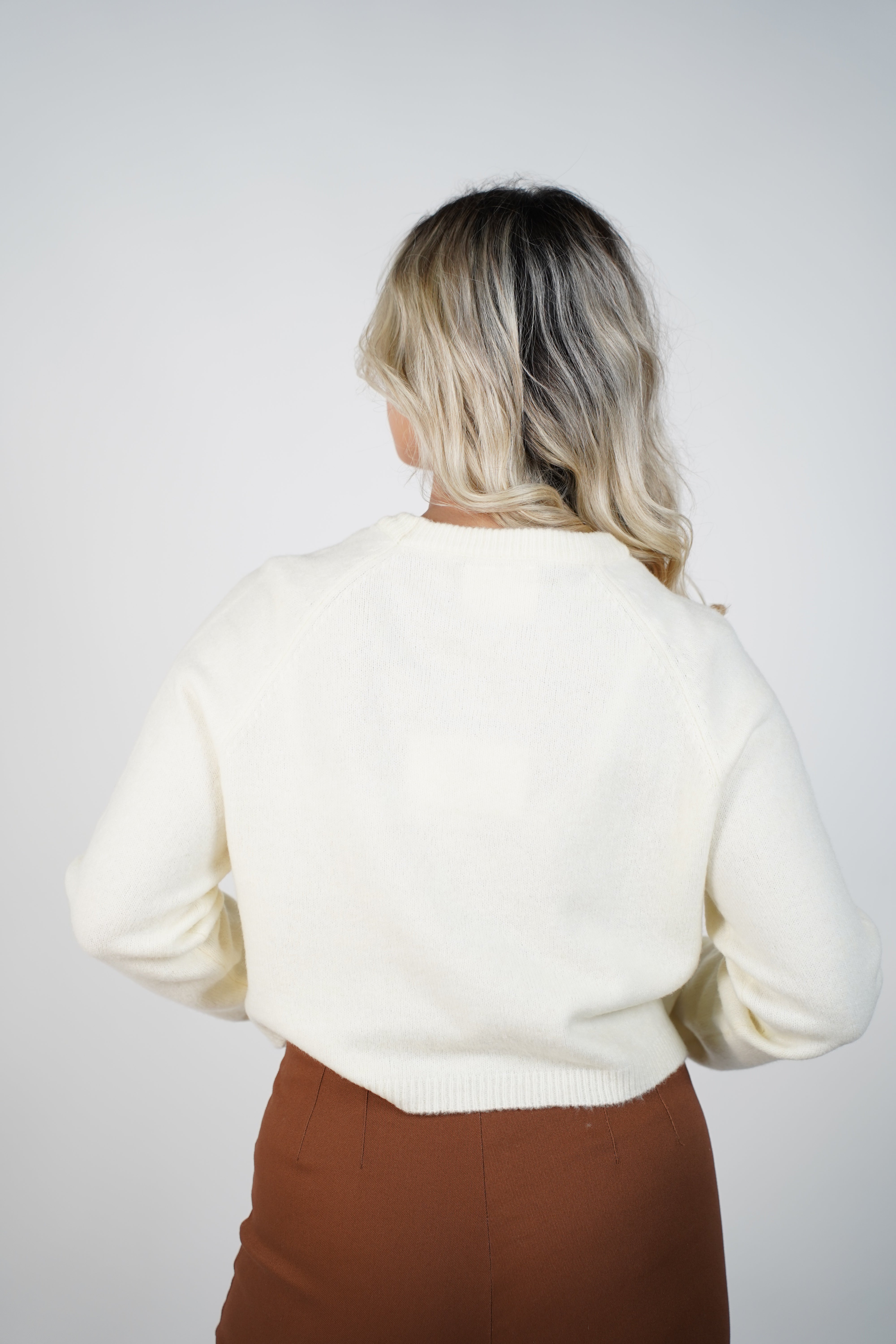 Selin Teddy Bear Sweater – Cream Knit with Playful Bear Detail