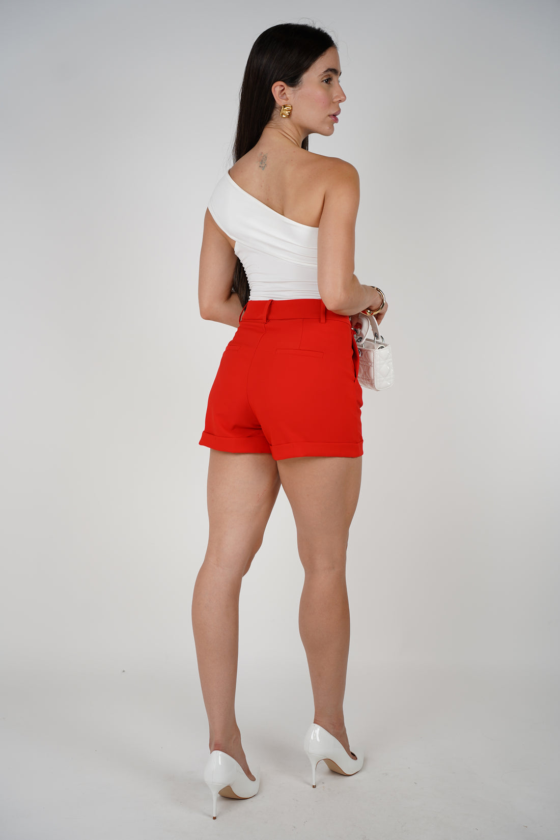 Cherry Shorts – Bold High-Waist Shorts in Vivid Red