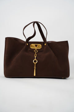 Meliz Suede Tote Bag – Luxe Oversized Tote with Gold Chain Detail