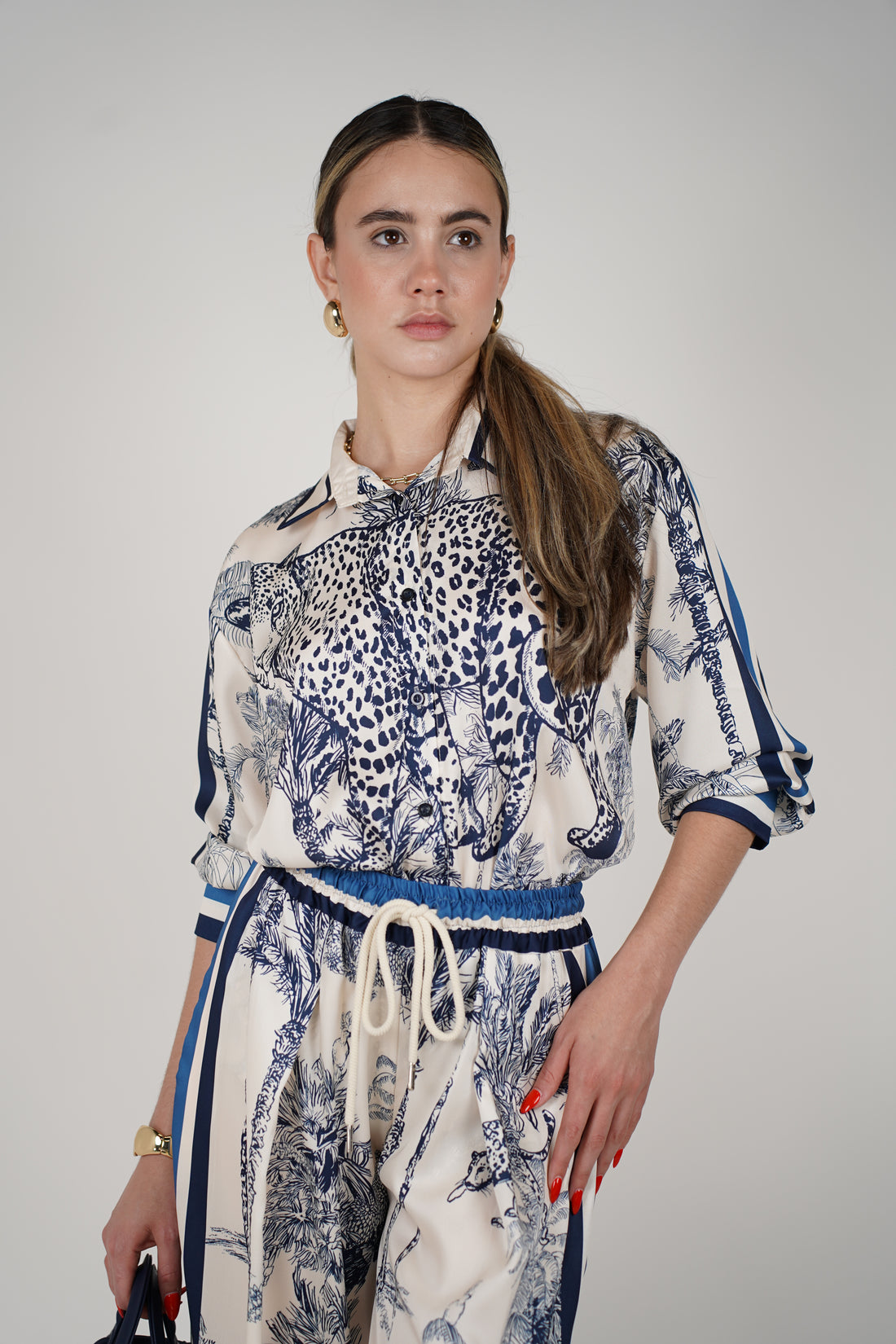 Vera Silk Top – Exotic Jungle-Inspired Button Down Blouse