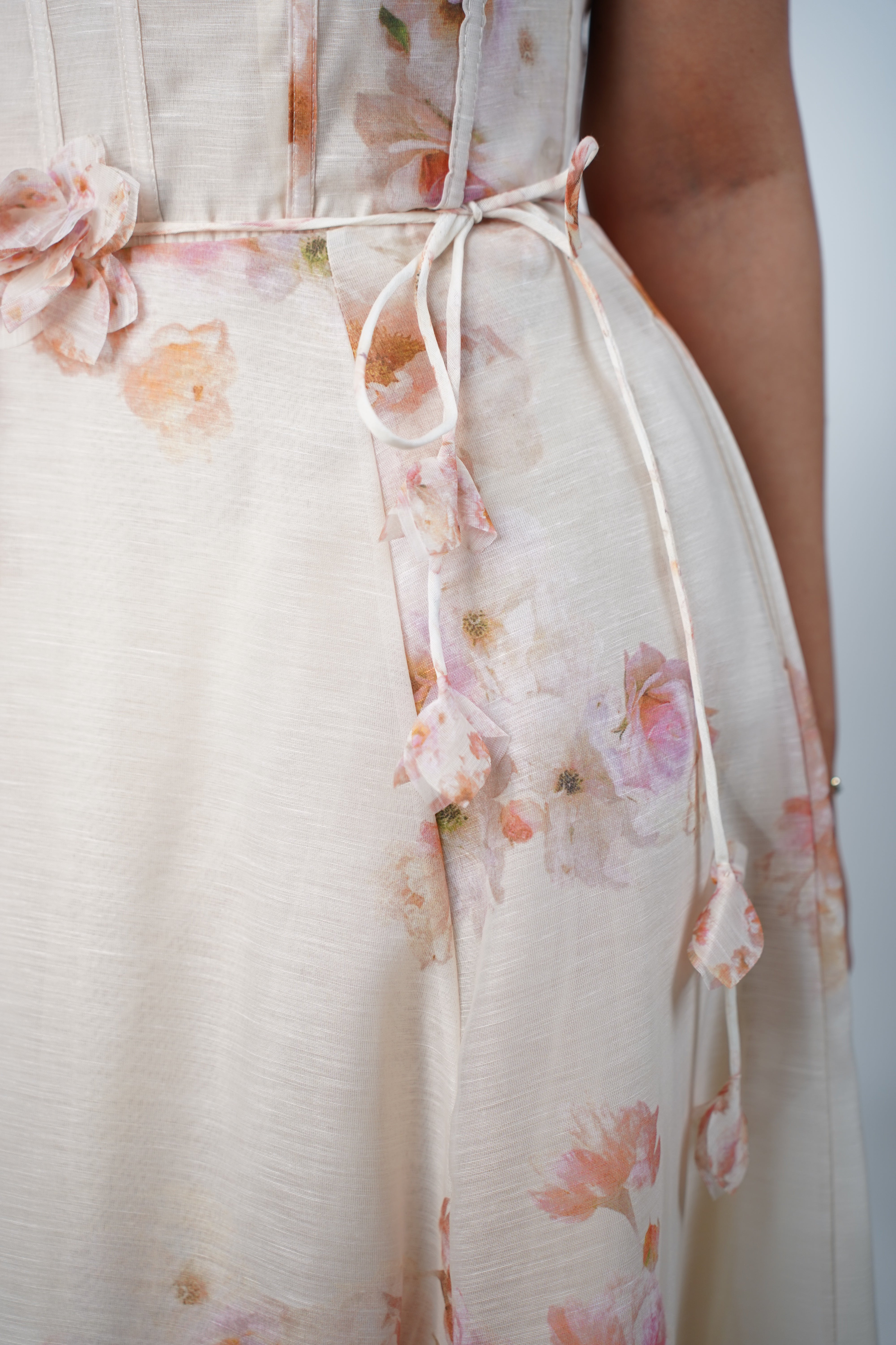 Nayla Vintage Maxi Dress – Floral Corset Elegance