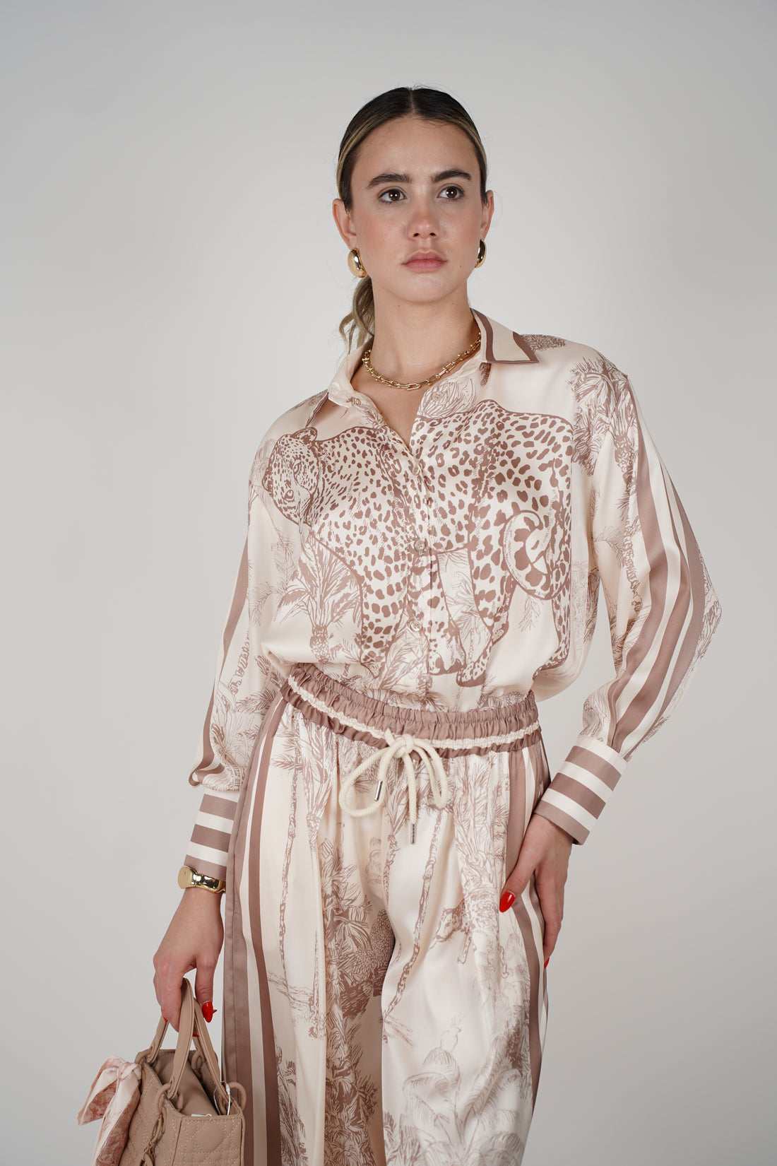 Vera Silk Top – Exotic Jungle-Inspired Button Down Blouse