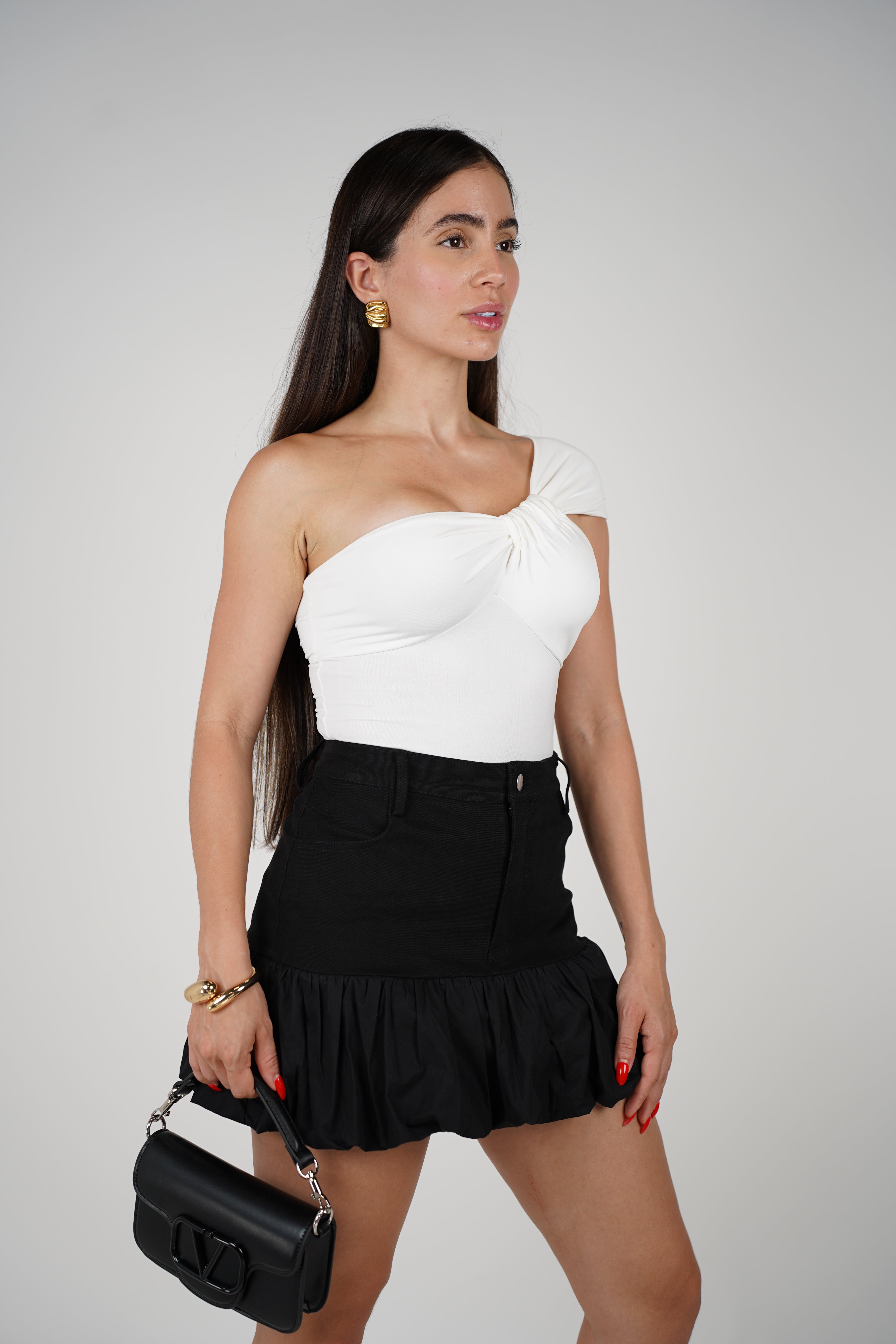 Ovia Mini Ruffle Skirt – Bold, Playful, and Ultra Flattering