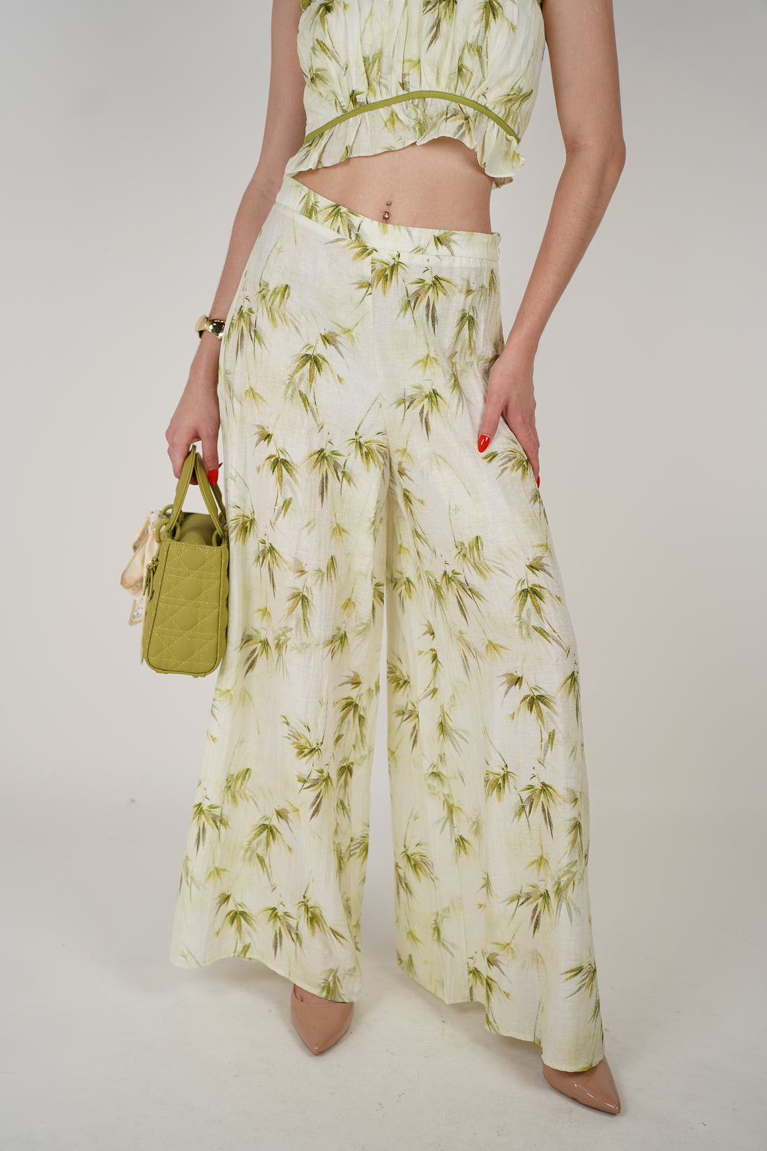 Mavi Palm Pants Set – Tropical Ease in Every Step