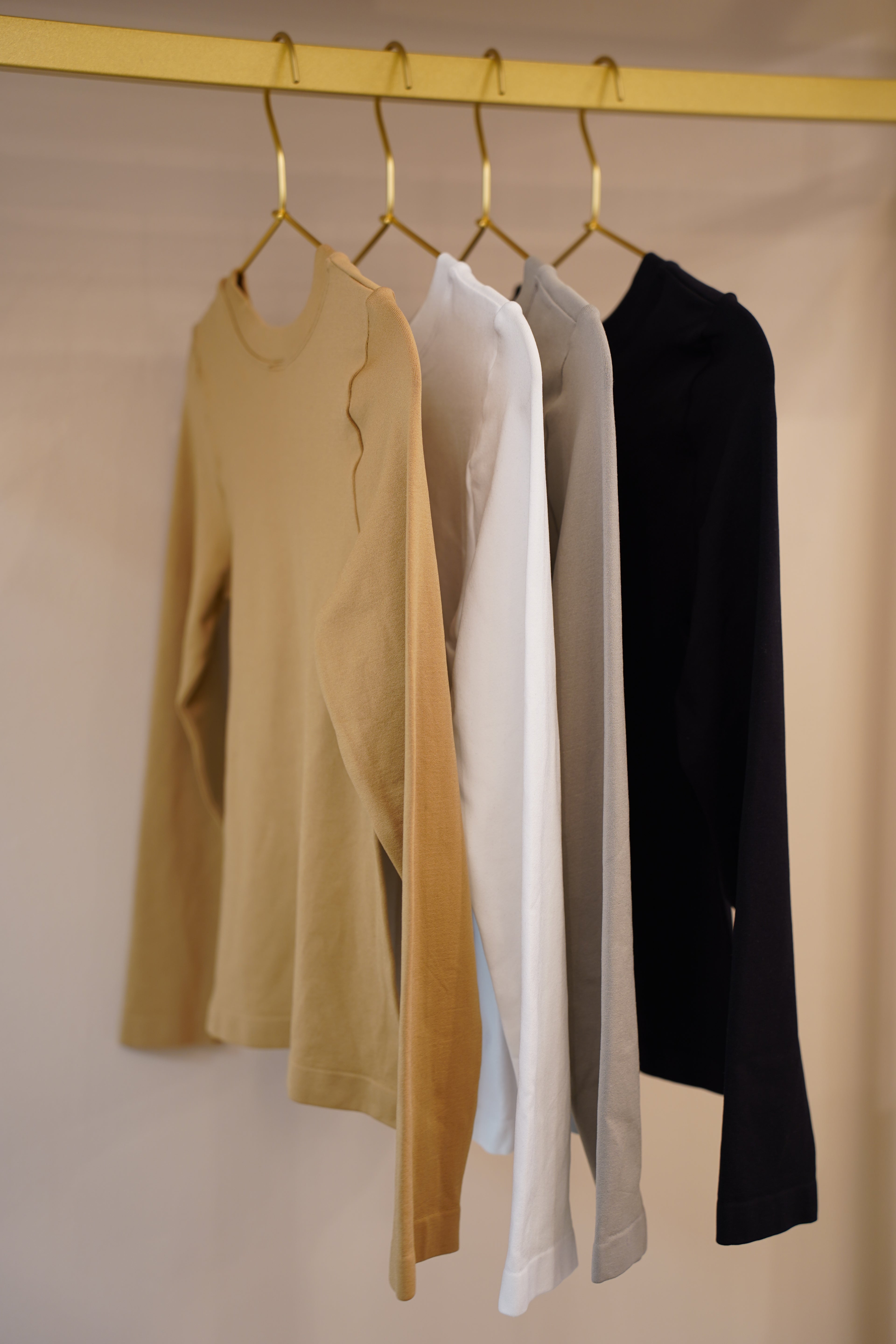 Round Neck Long Sleeve Basics - Carema Boutique