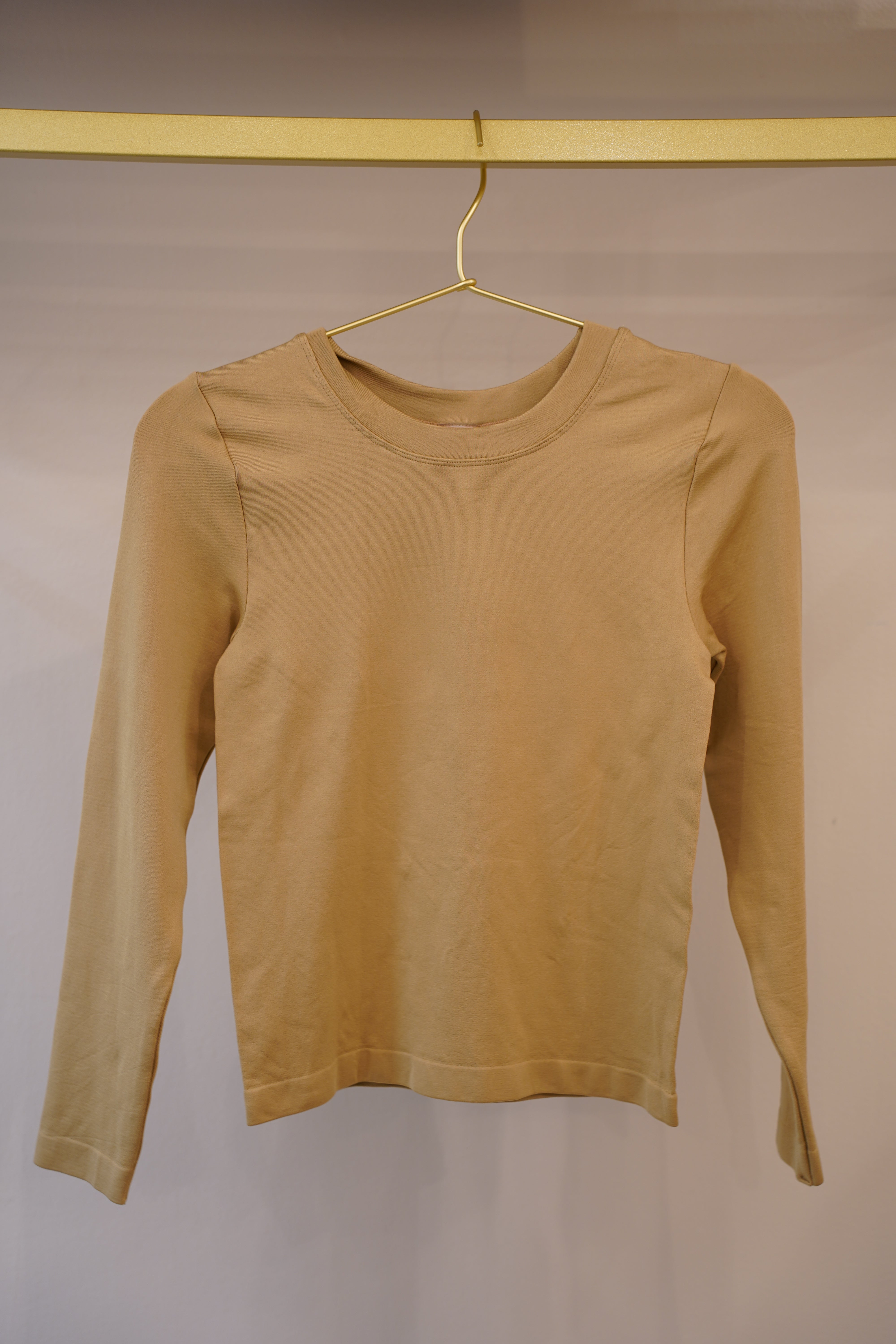 Round Neck Long Sleeve Basics - Carema Boutique
