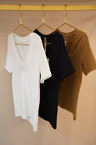 V-neck Short Sleeve - Carema Boutique