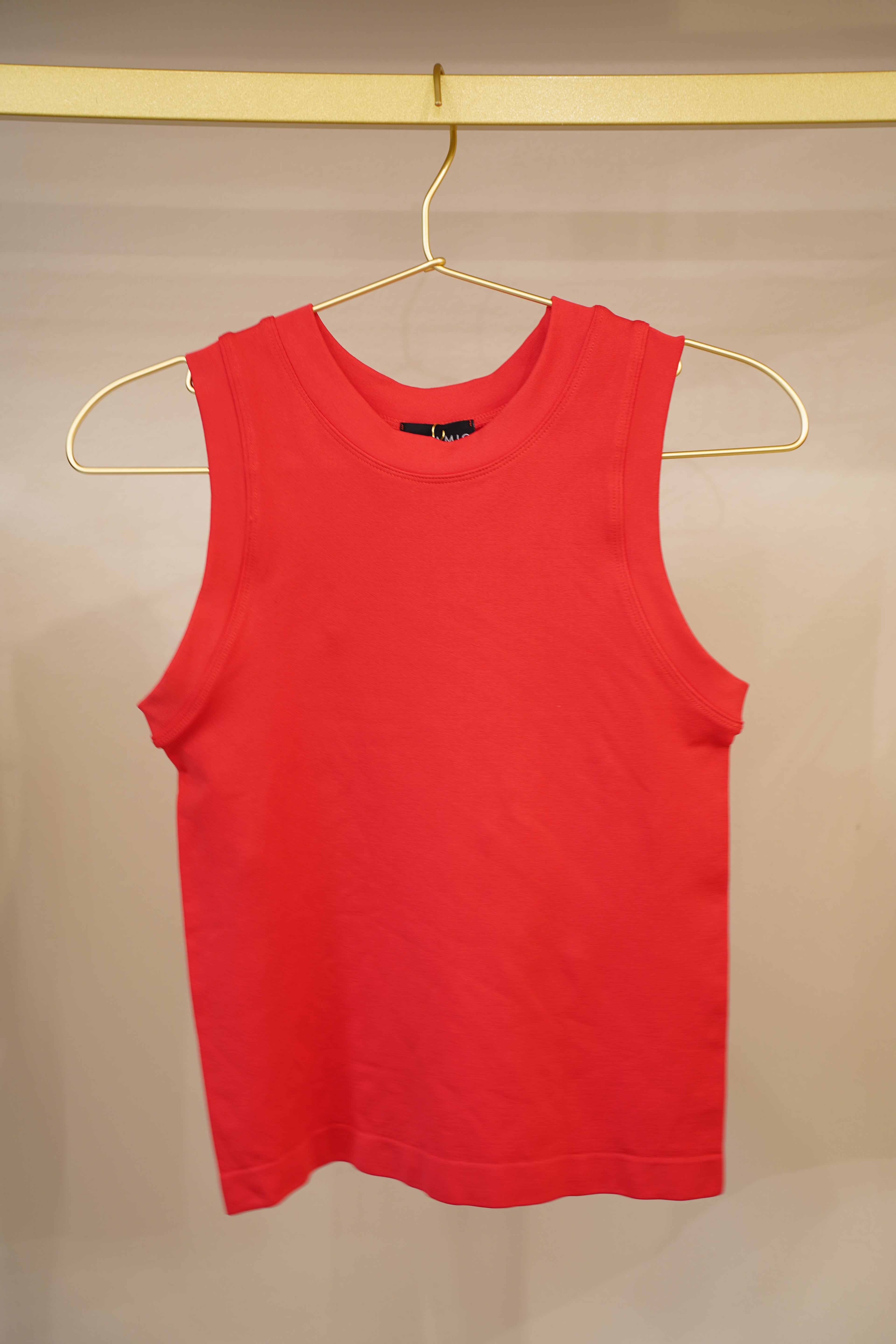 Round Neck No Sleeves Basics - Carema Boutique