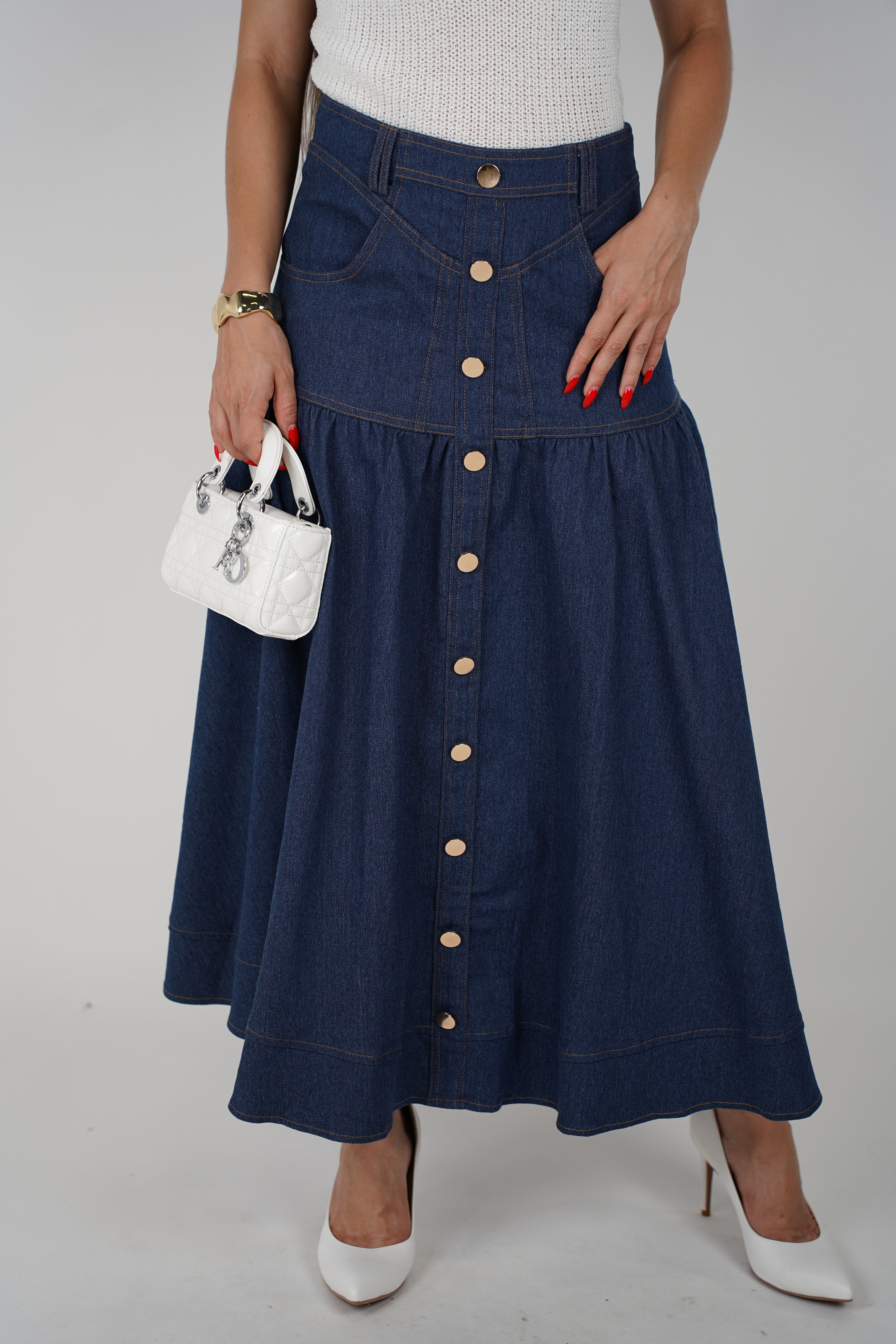 Oriya Maxi Skirt – A Chic Classic with Modern Structure