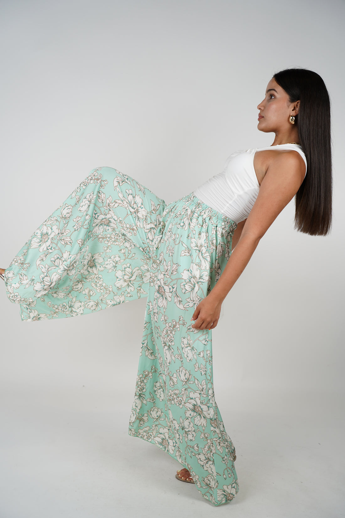 Marylin Silk Pants – Elegant Flow with a Floral Touch