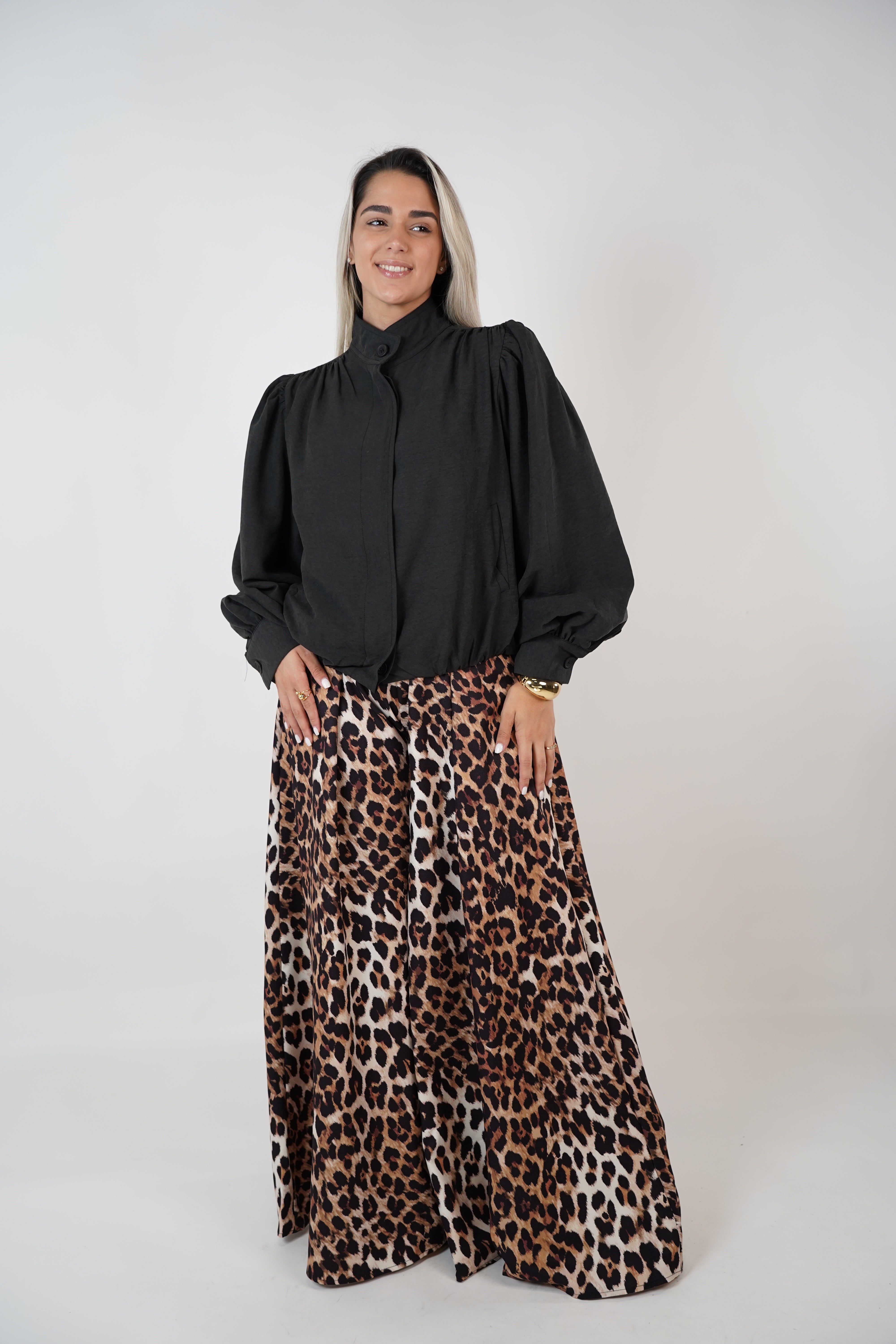 Lyra Bomber Jacket – Puff-Sleeve Modern Bomber