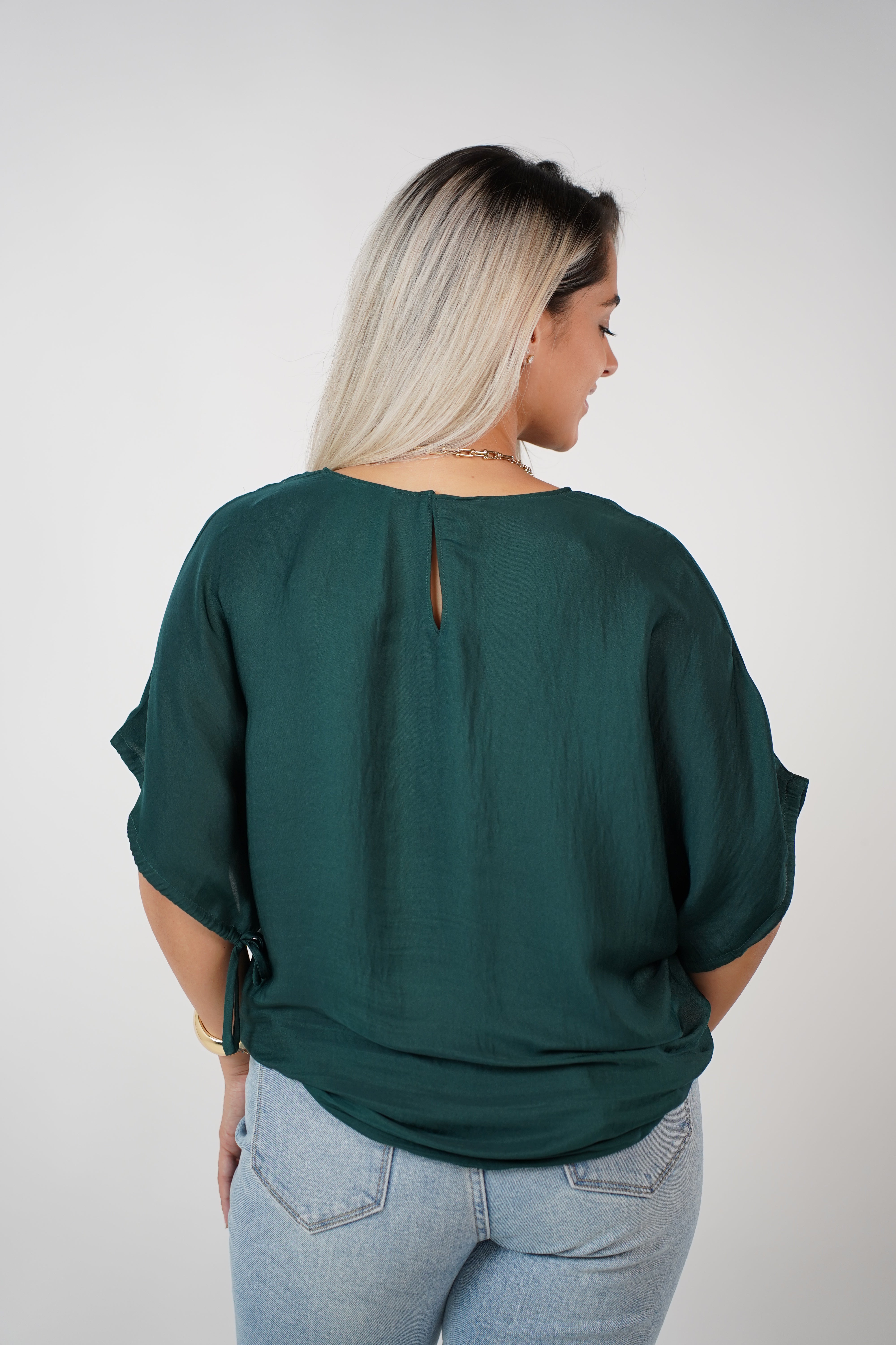Zovi Flaca Top – Effortless Relaxed Fit Blouse