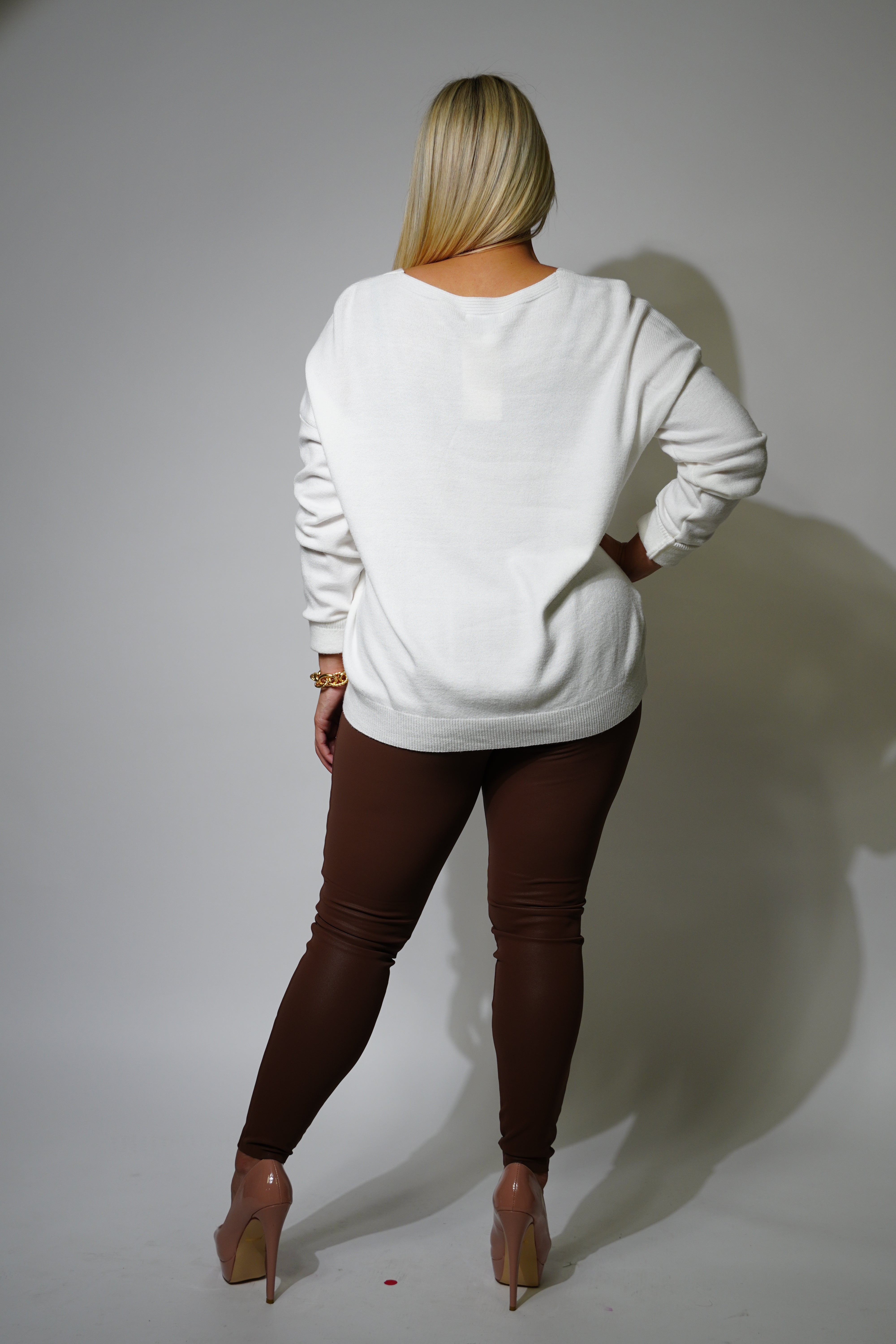 Odette V- Neck Sweaters