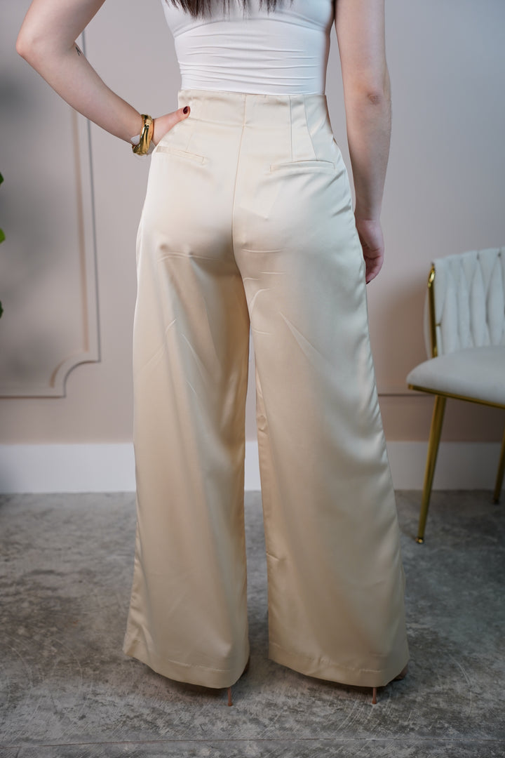 Shofie High-Waisted Wide-Leg Trousers – Statement Style with Tailored Elegance - Carema Boutique